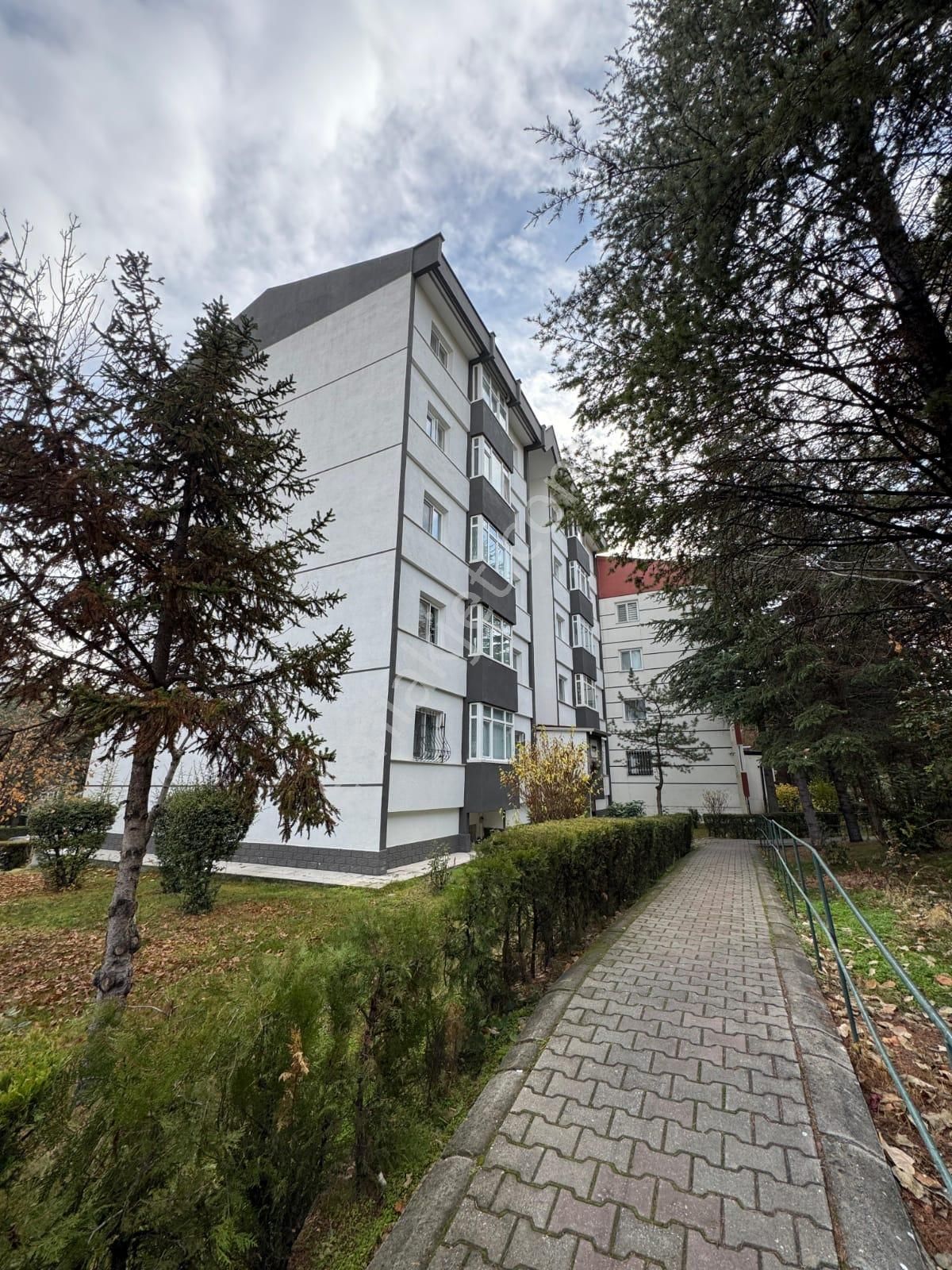 Eryaman Age Bloklarında Full Yapılı Satılık 3+1 Daire - Görsel 26