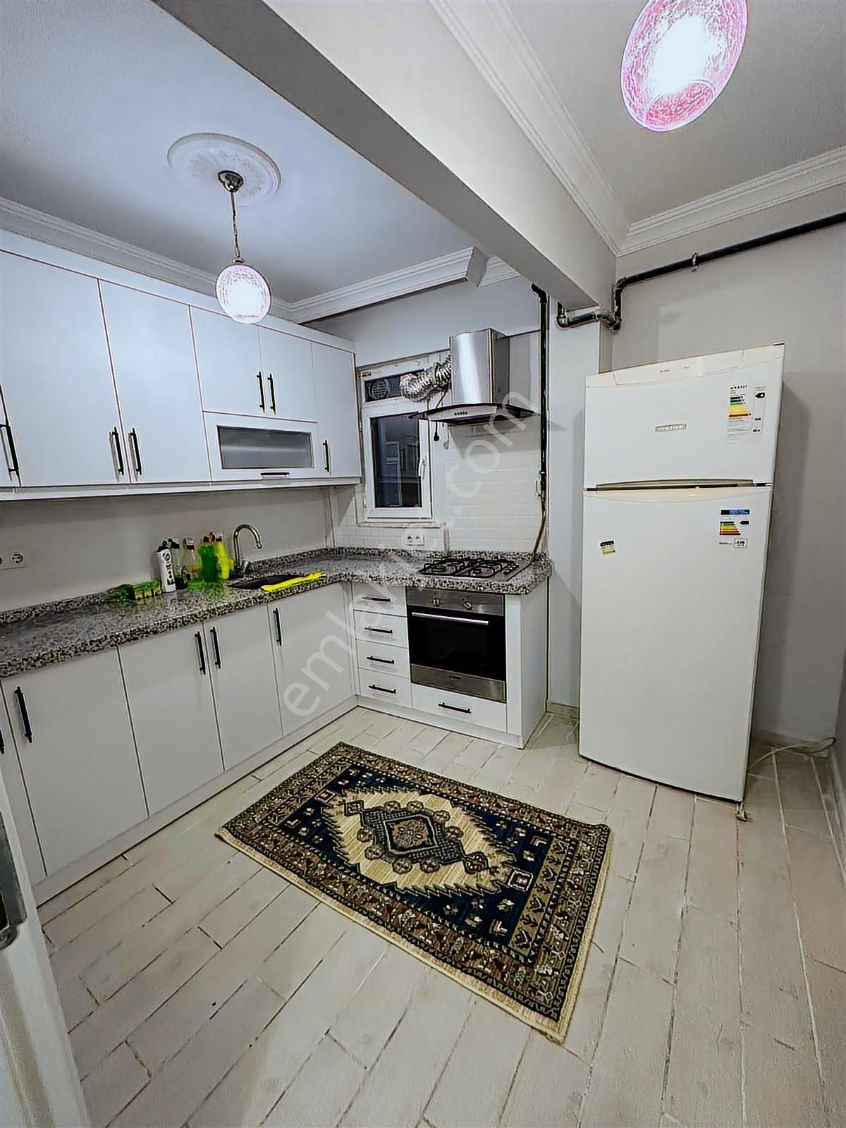 Fatih Balat Mahallesi'nde Kilise'ye 80mt 3+1 Satılık Ferah Daire - Görsel 9