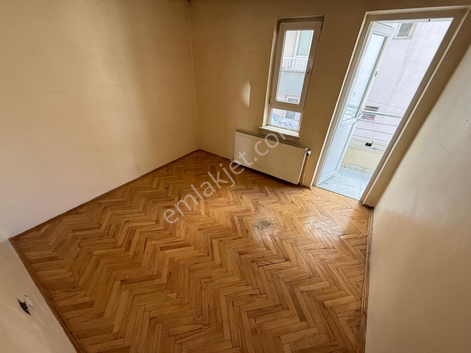 Bademlik Yolu Caddesine 1 Bina 3+1 Balkonlu - Görsel 6