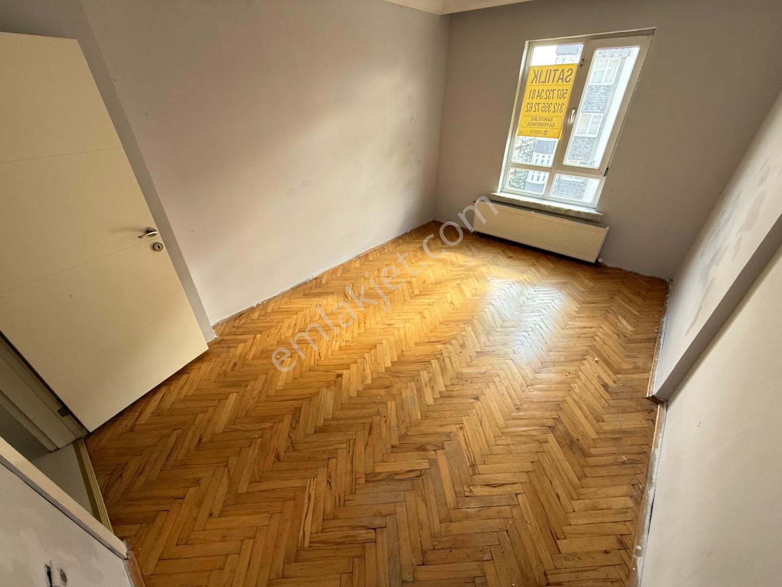 Bademlik Yolu Caddesine 1 Bina 3+1 Balkonlu - Görsel 9