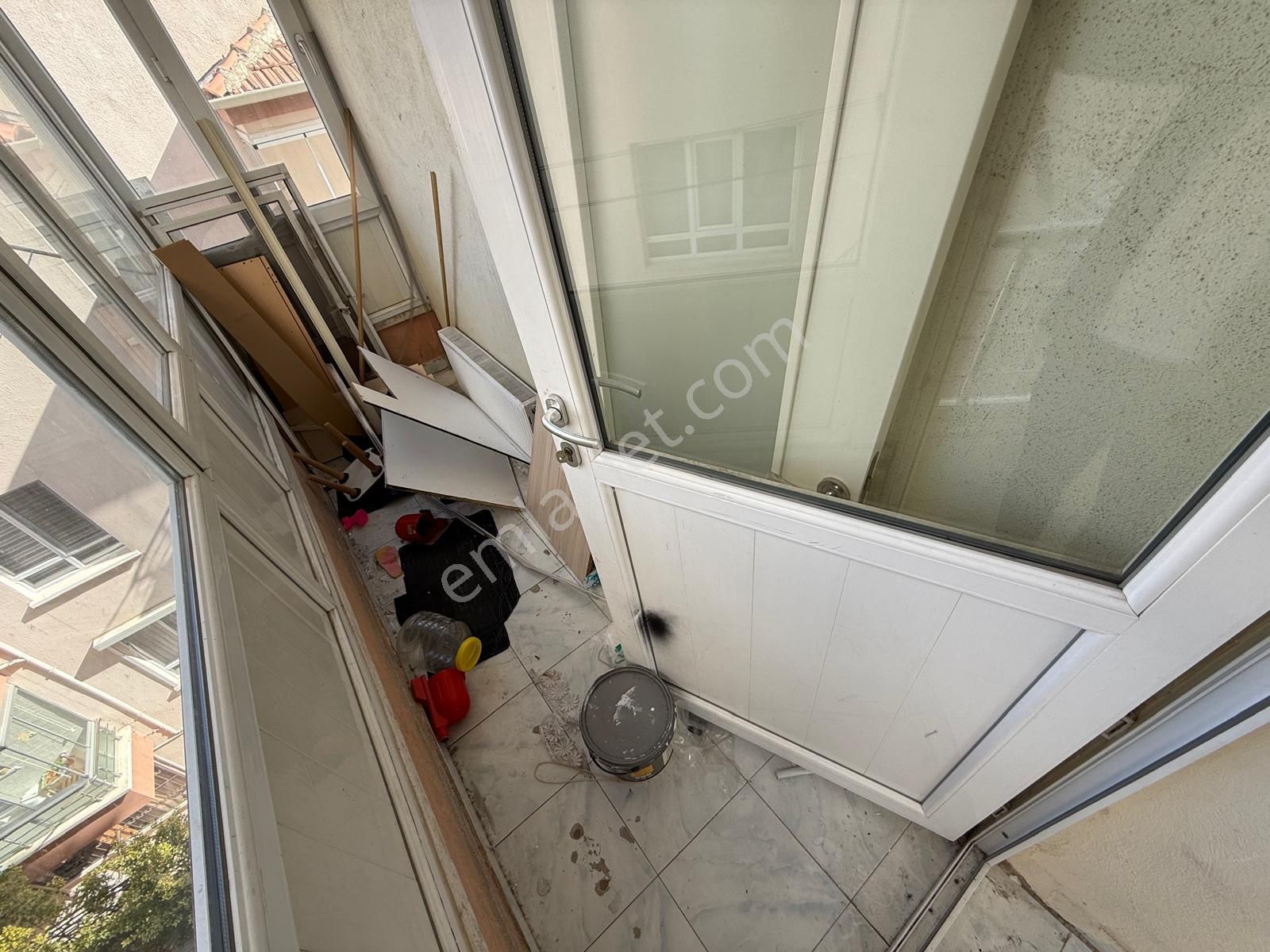 Bademlik Yolu Caddesine 1 Bina 3+1 Balkonlu - Görsel 21