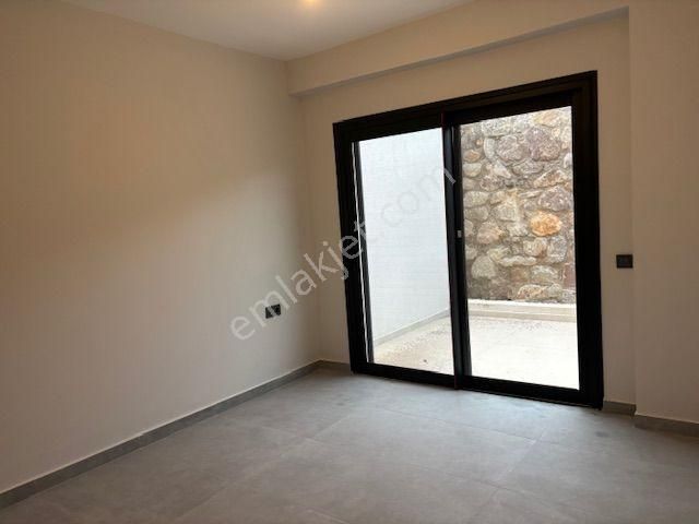 Bodrum Ortakent’te Satılık Özel Havuzlu Bahçeli Sıfır Lüks Villa 4+1 - Görsel 28