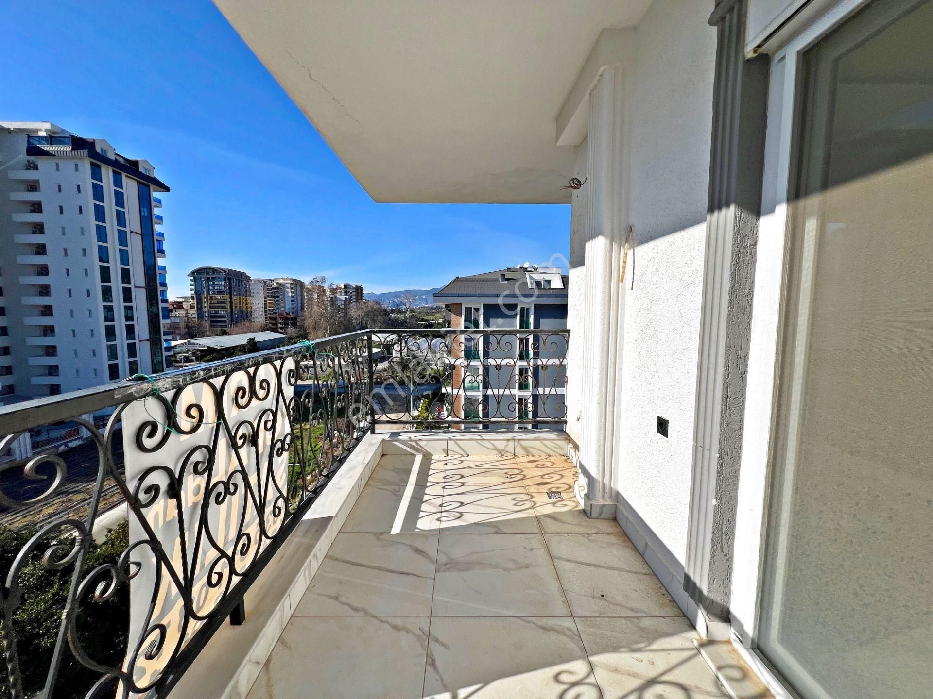 Alanya Mahmutlarda Satılık 2+1 Site İçi Sıfır Dubleks Daire - Görsel 7