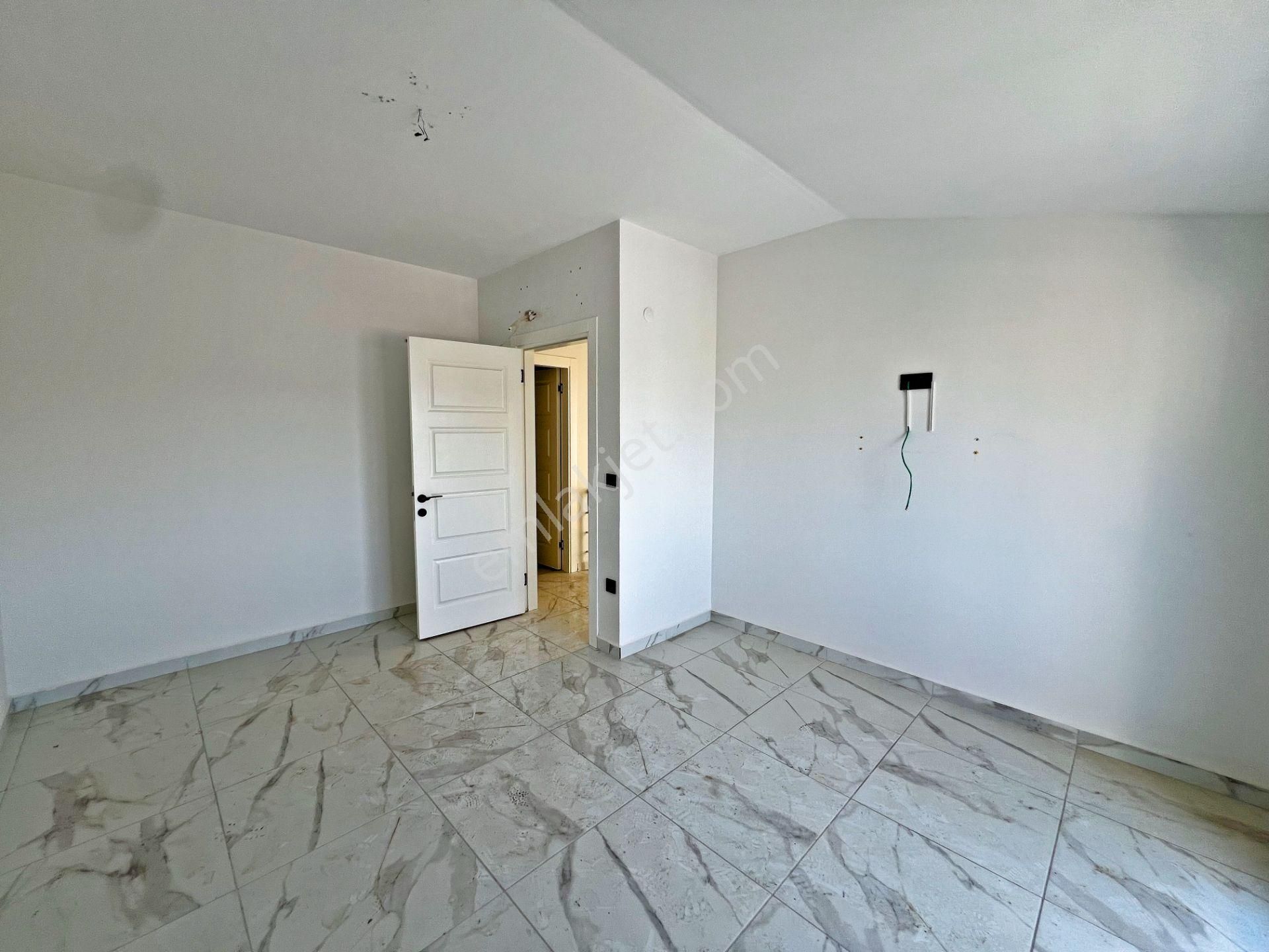 Alanya Mahmutlarda Satılık 2+1 Site İçi Sıfır Dubleks Daire - Görsel 10