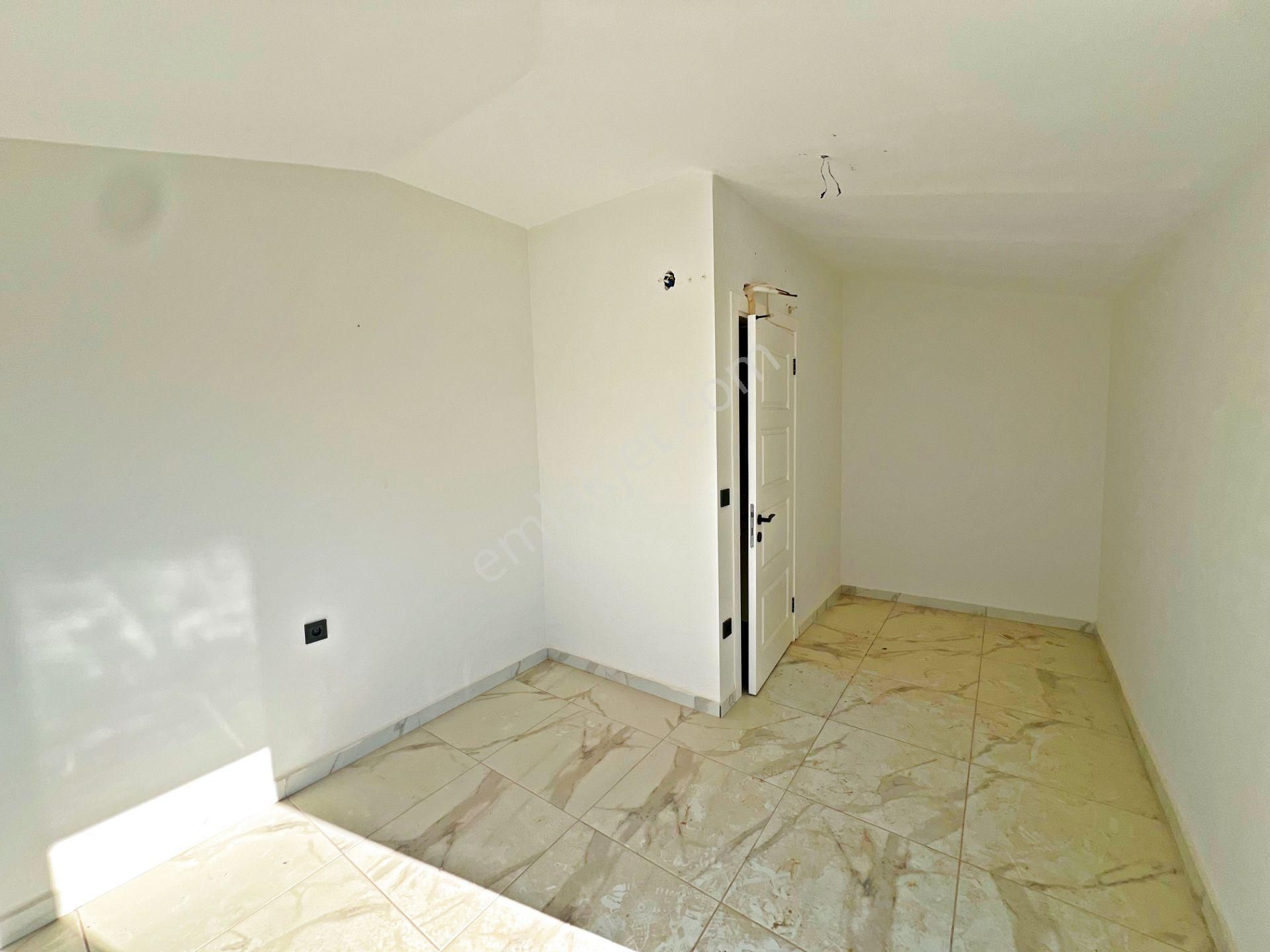 Alanya Mahmutlarda Satılık 2+1 Site İçi Sıfır Dubleks Daire - Görsel 13