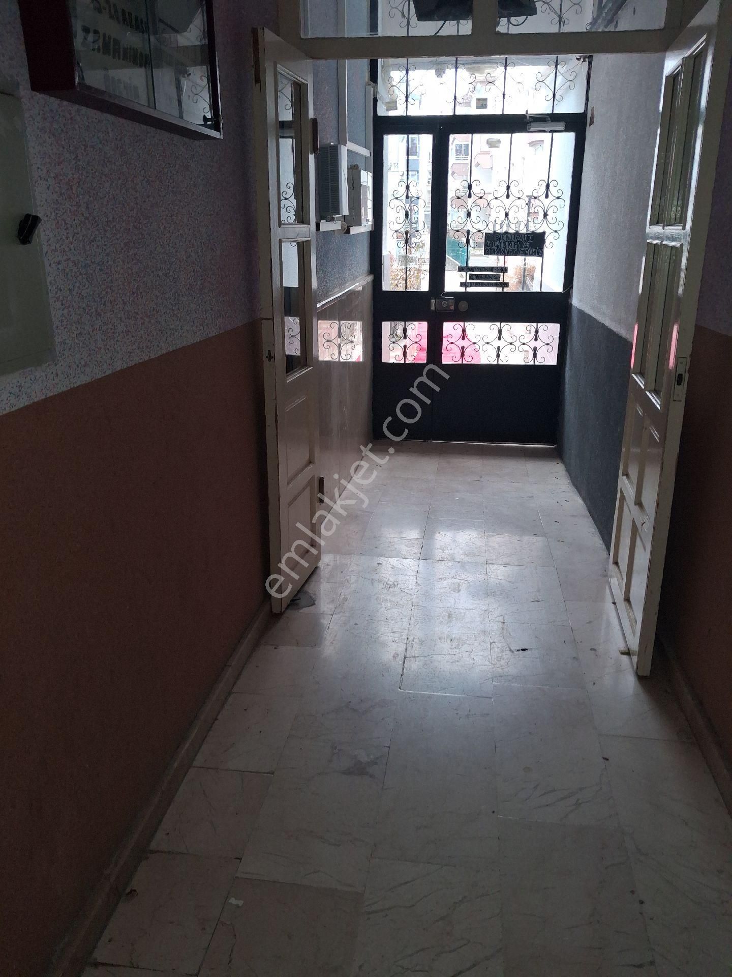 Mamak Kutlu Mah 456 Sk