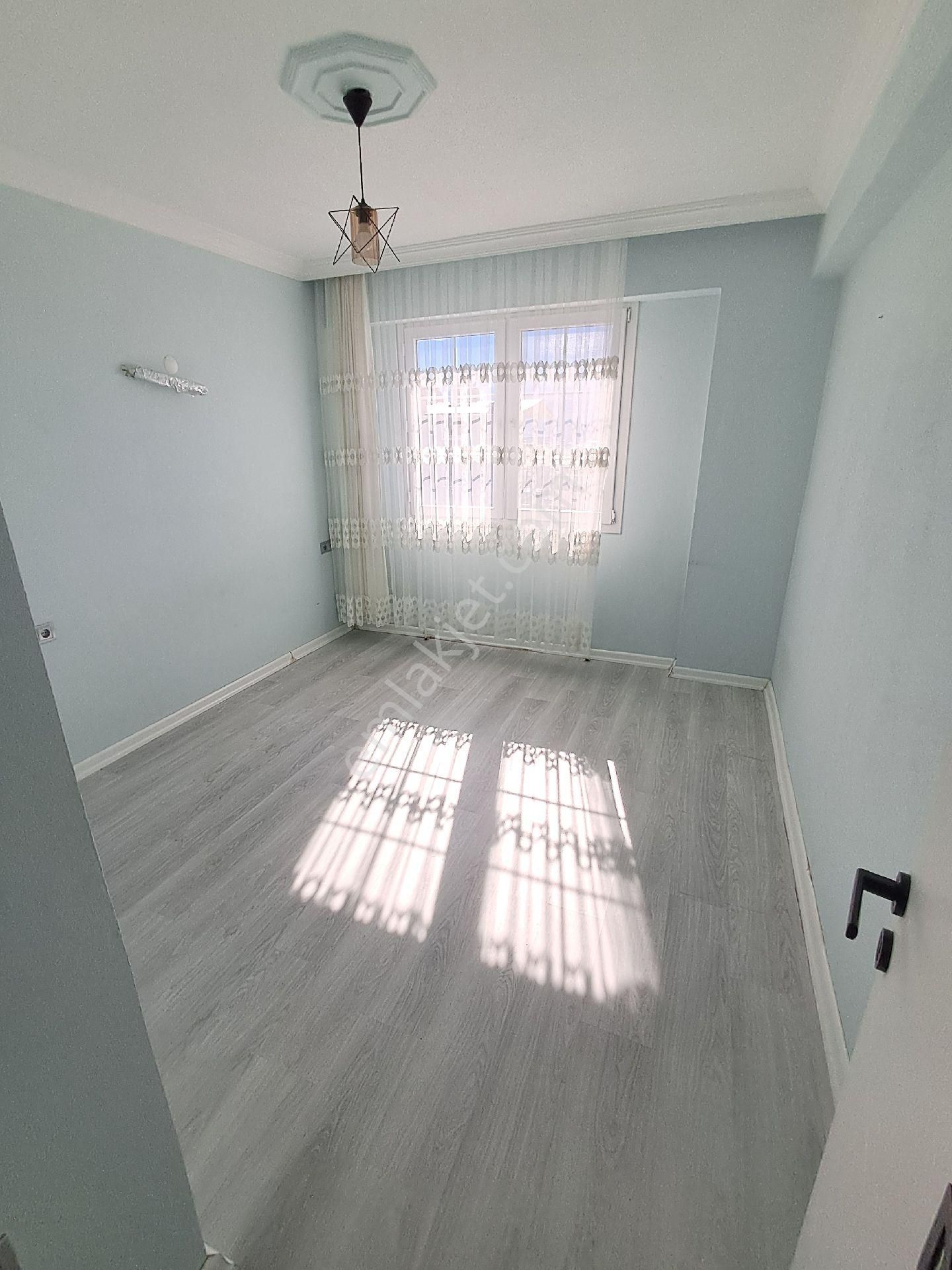Fethiye Çamkoy Eldirekte 3+1 180m2 Daire 2.kat Denız Manzaralı - Görsel 8