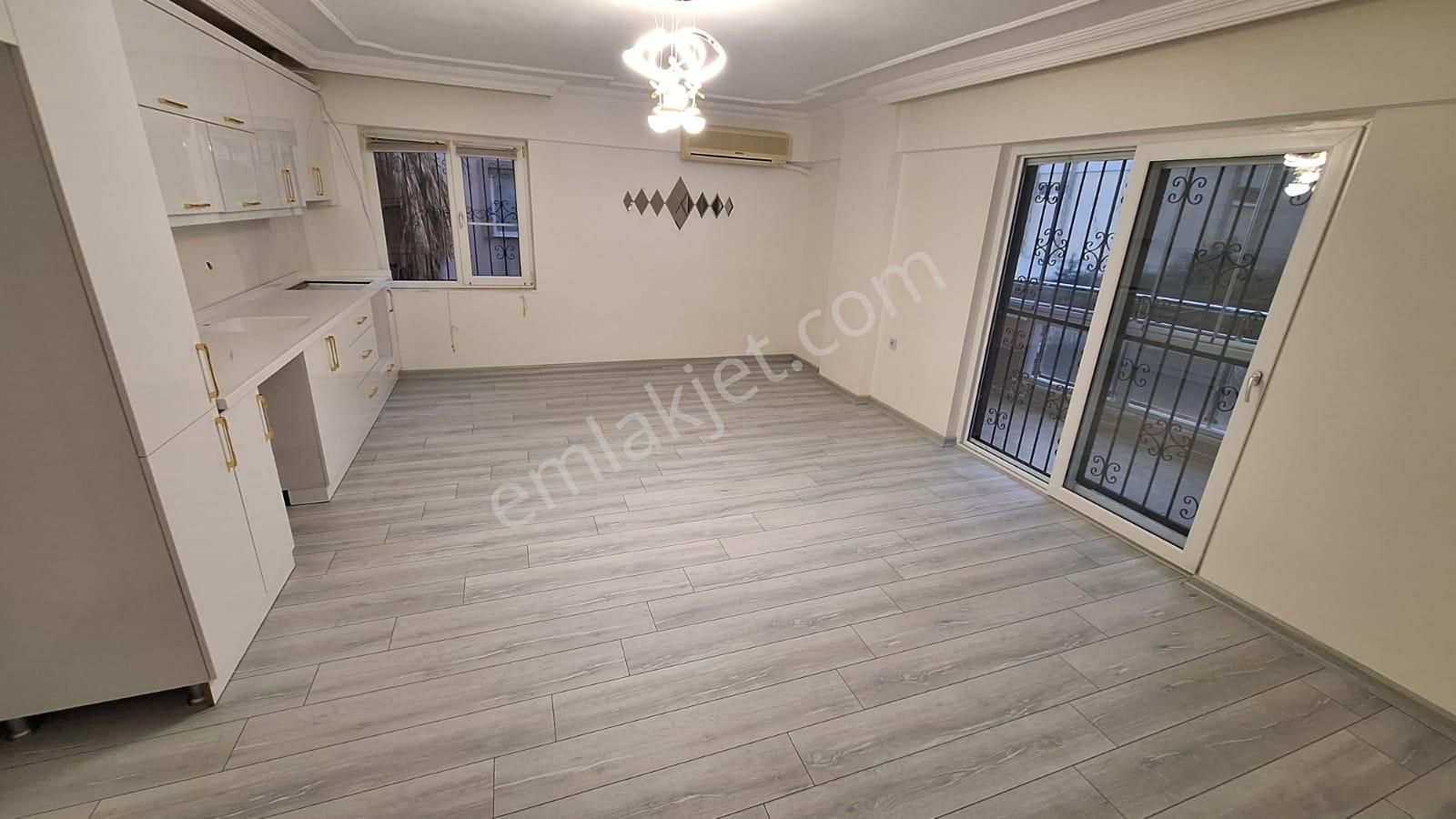 Didim Merkezde Denize Yürüme Mesafesinde Havuzlu 3+1 Daire - Görsel 4