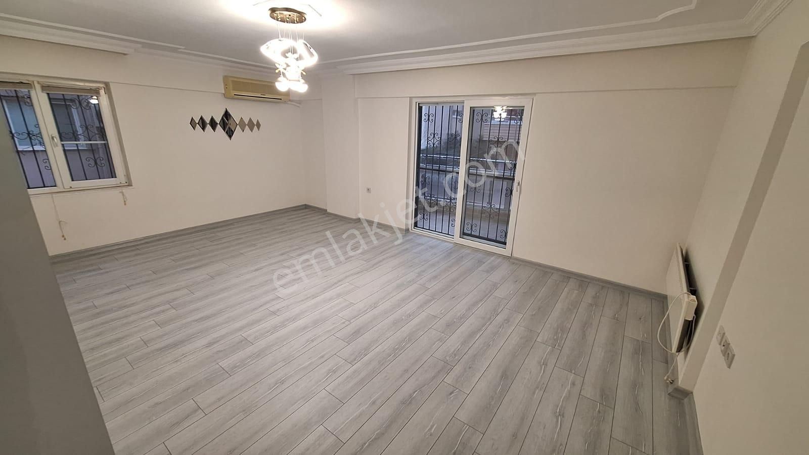 Didim Merkezde Denize Yürüme Mesafesinde Havuzlu 3+1 Daire - Görsel 7