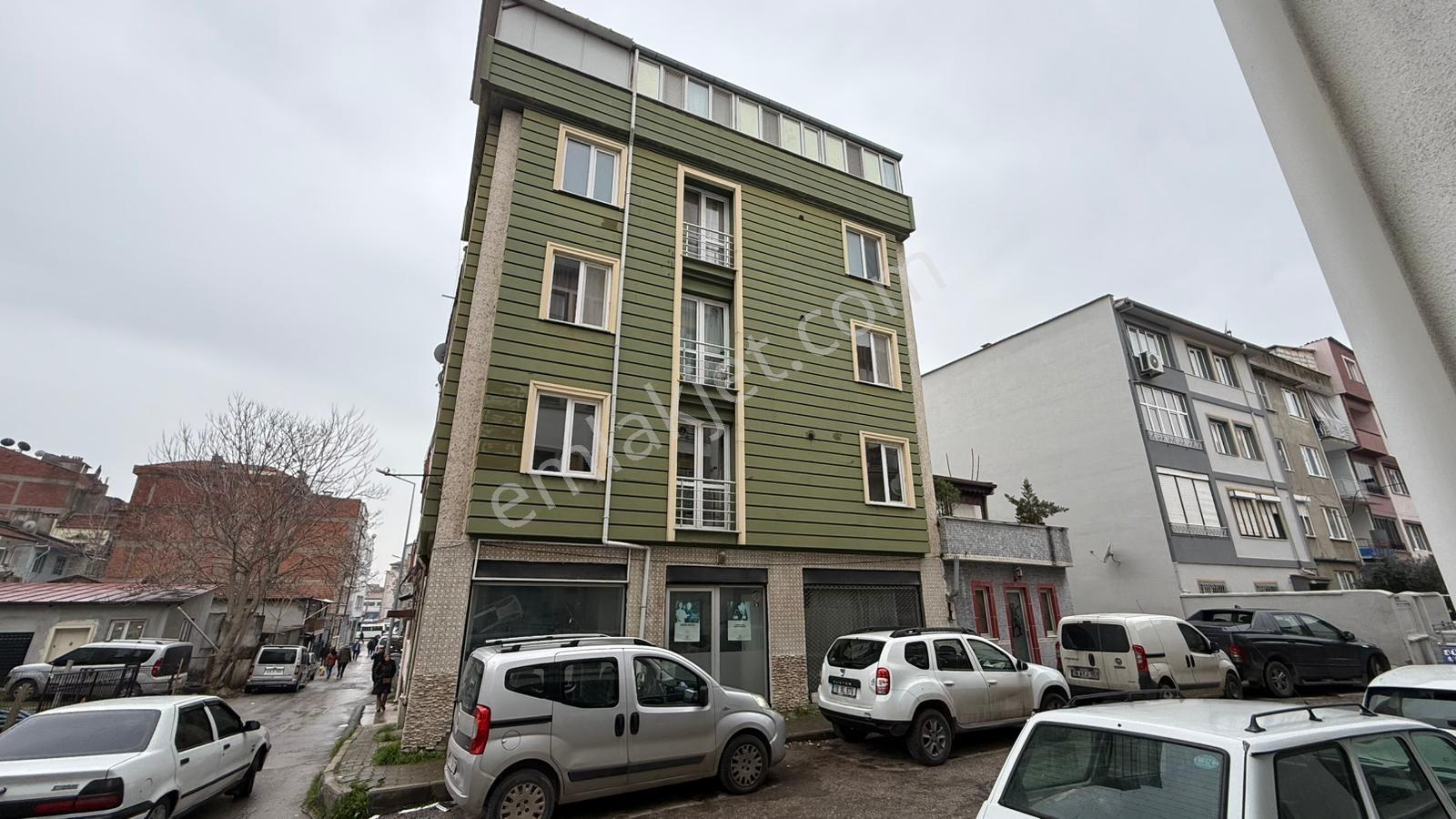 Balıkesir Karesi Ege Mah. Mükemmel Konumda Satılık 1+1 Daire