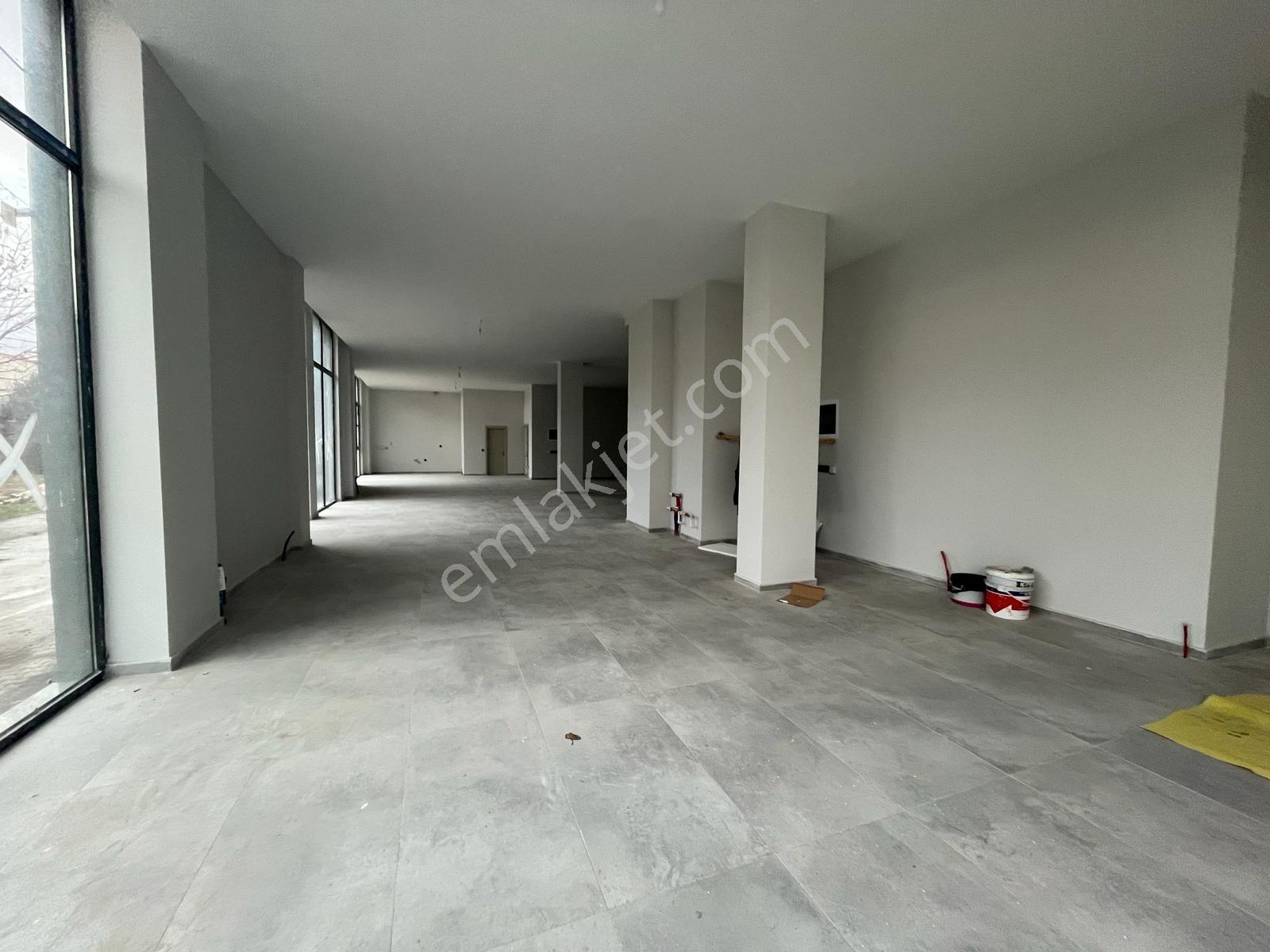 Bess'den Sazova Mah. Ulusal Egemenlik Blv. Üzeri Kiralık İş Yeri - Görsel 13