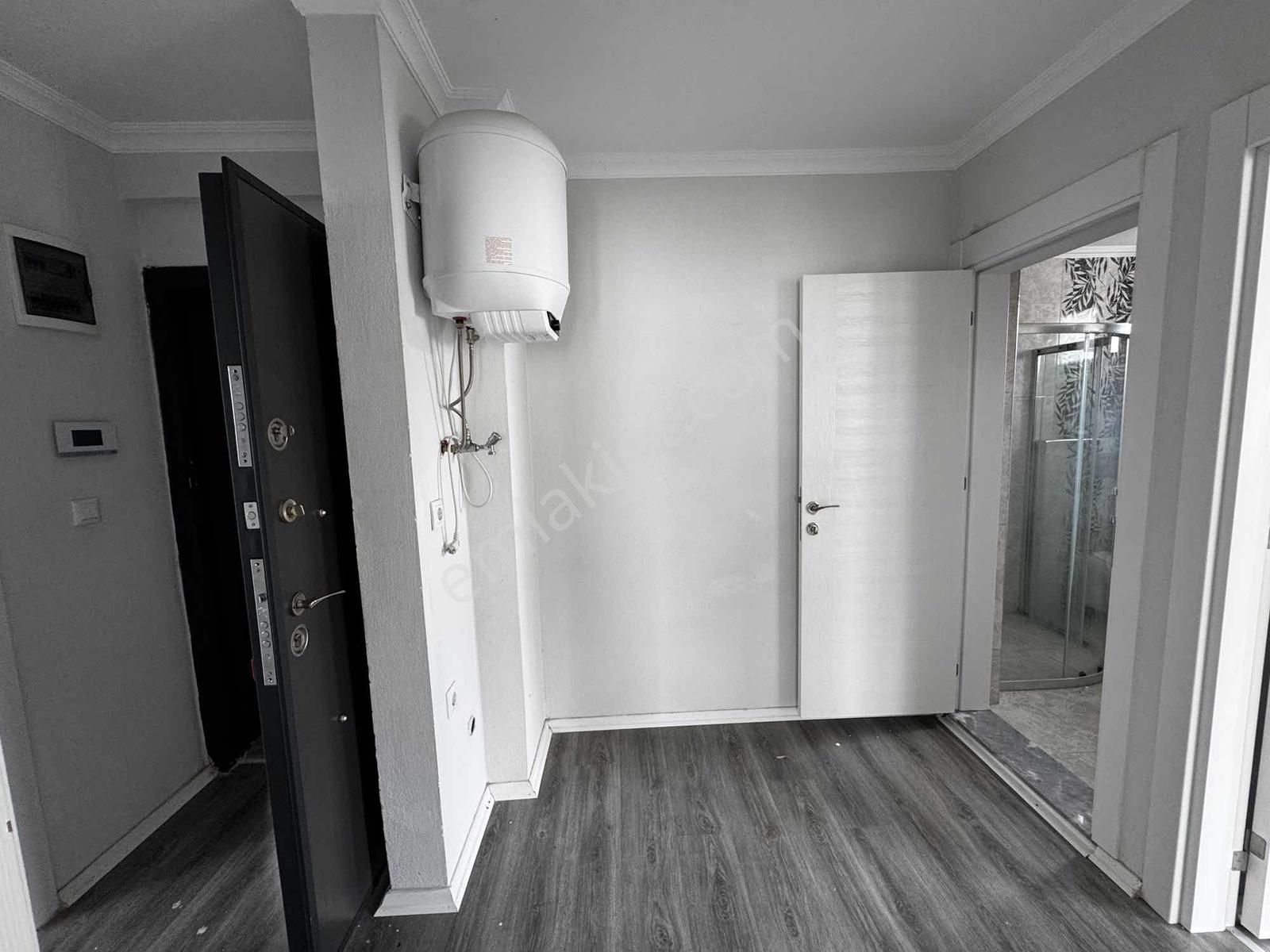 Çiğdem Emlak'tan Hürriyet Mah. 2+1 Eşyasız Kiralık Daire - Görsel 3