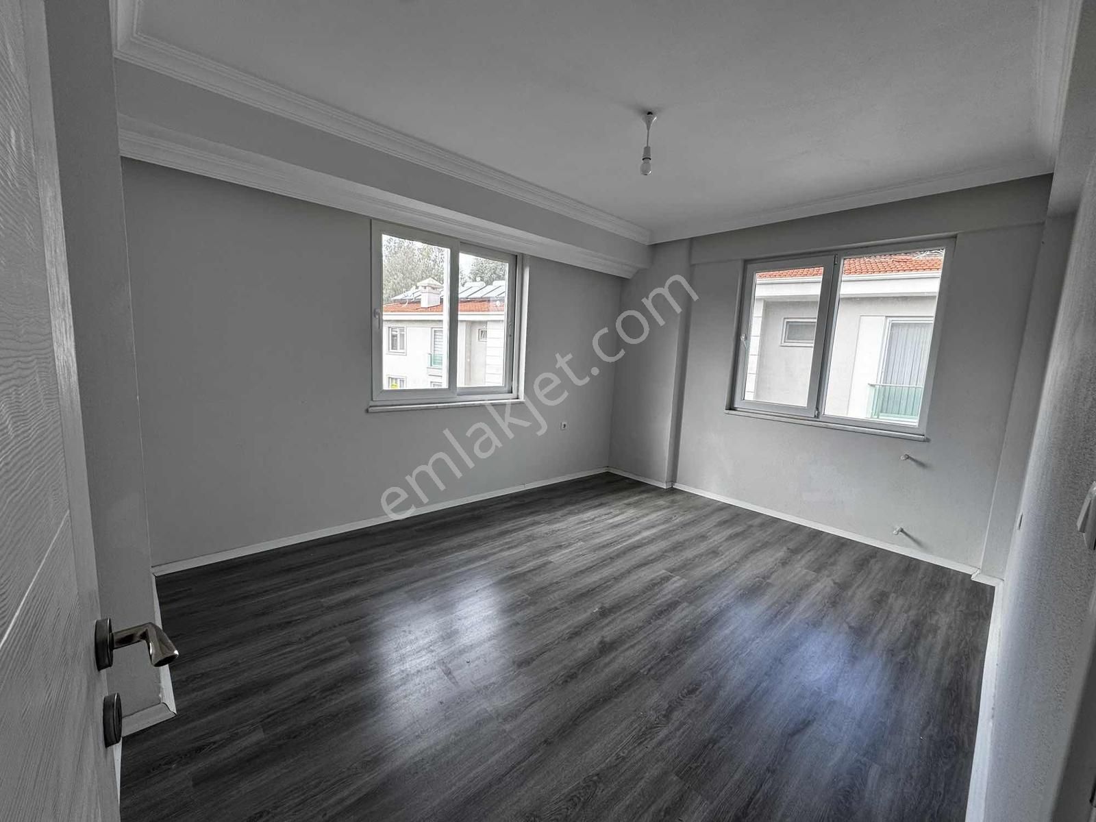 Çiğdem Emlak'tan Hürriyet Mah. 2+1 Eşyasız Kiralık Daire - Görsel 8