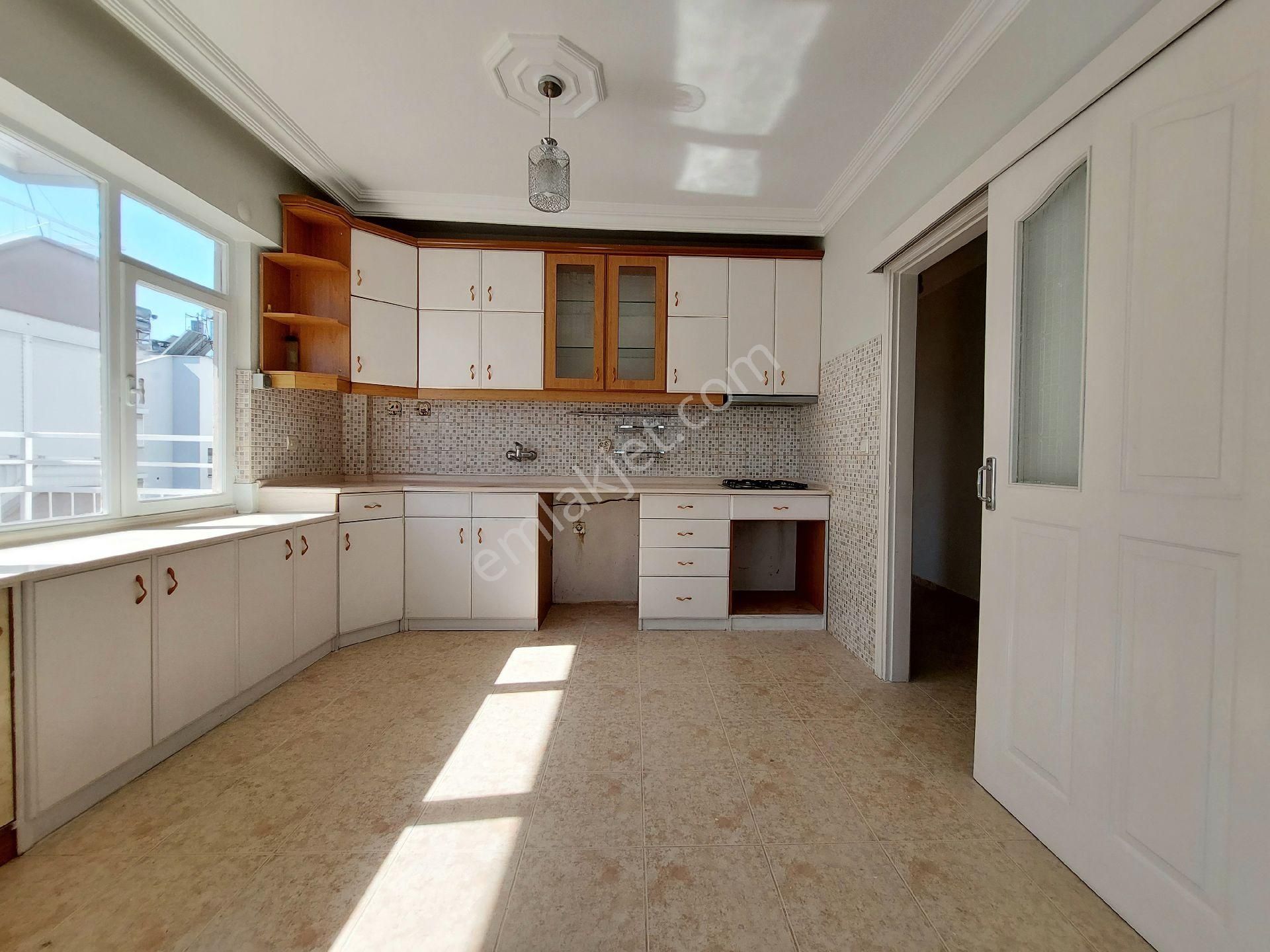 Antalya Yıldız Mah. Açık Teraslı 4+1 Kiralık Dubleks Daire - Görsel 14