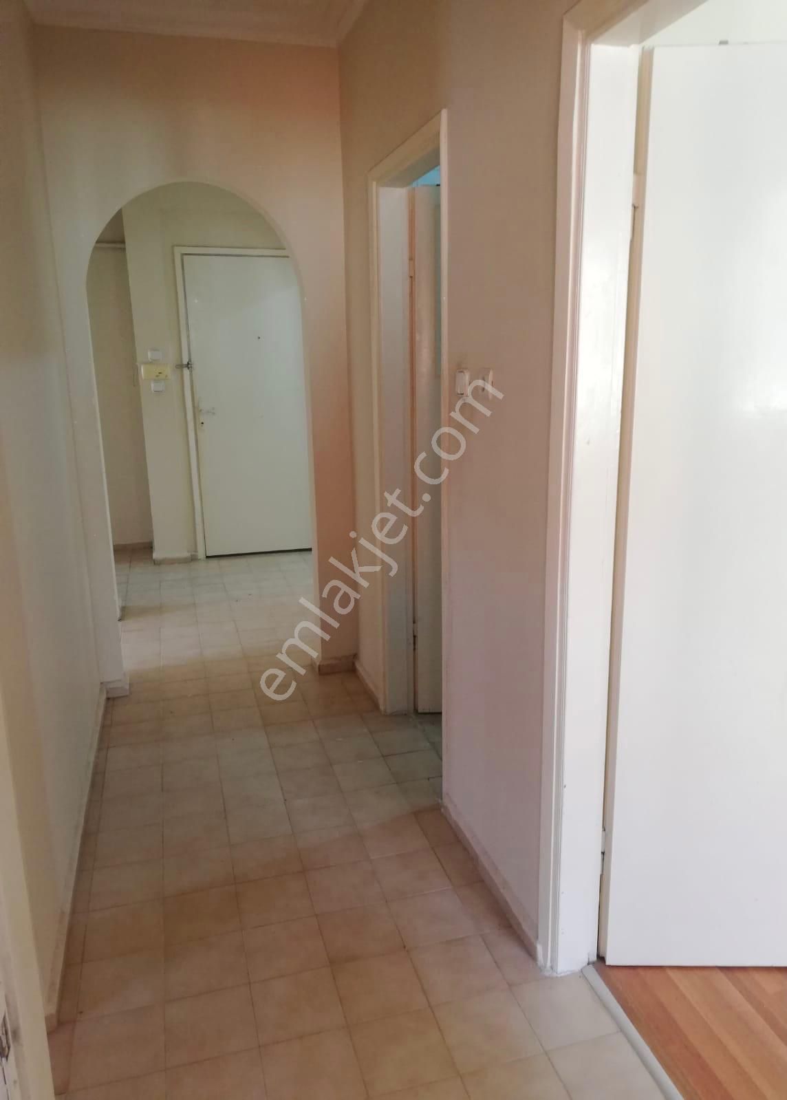 Kazımiye Mahallesinde Satılık 3+1 Daire,merkezi Konumda - Görsel 2