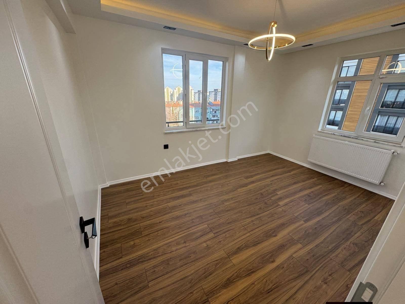 Samsun Atakum Cumhuriyet Mahallesi'nde Asansörlü İçi Yapılı 3+1 Satılık Daire - Görsel 10