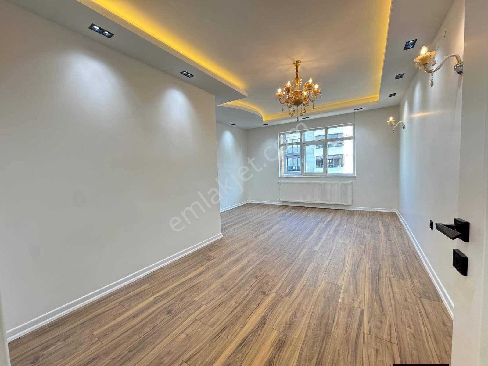 Samsun Atakum Cumhuriyet Mahallesi'nde Asansörlü İçi Yapılı 3+1 Satılık Daire - Görsel 8