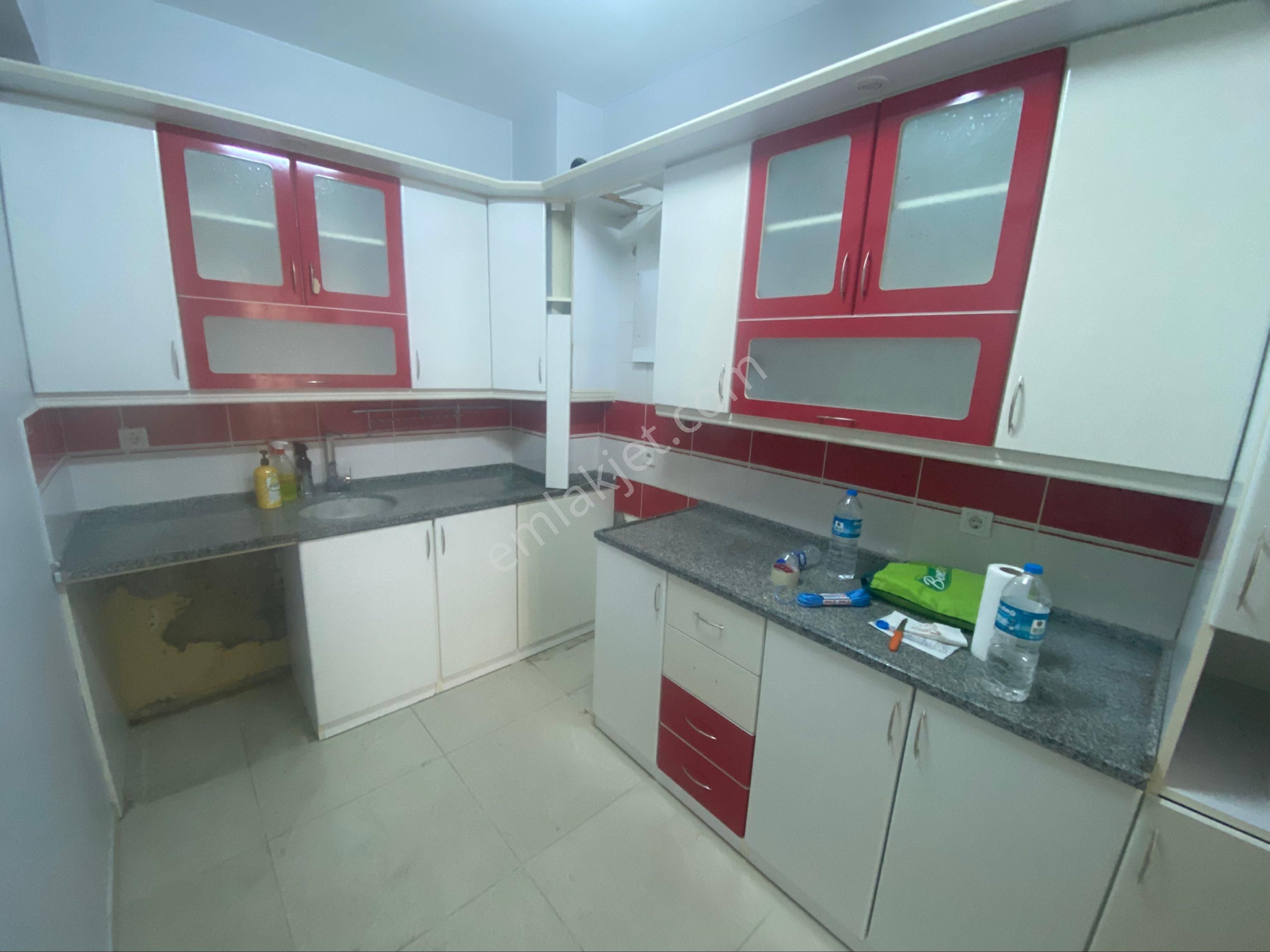 Furkan Emlaktan Fevziçakmak Mh. 2+1 4.kat 110m2 Asansörlü Çift Balkonlu Bulvara Cephe Fırsat Daire - Görsel 3