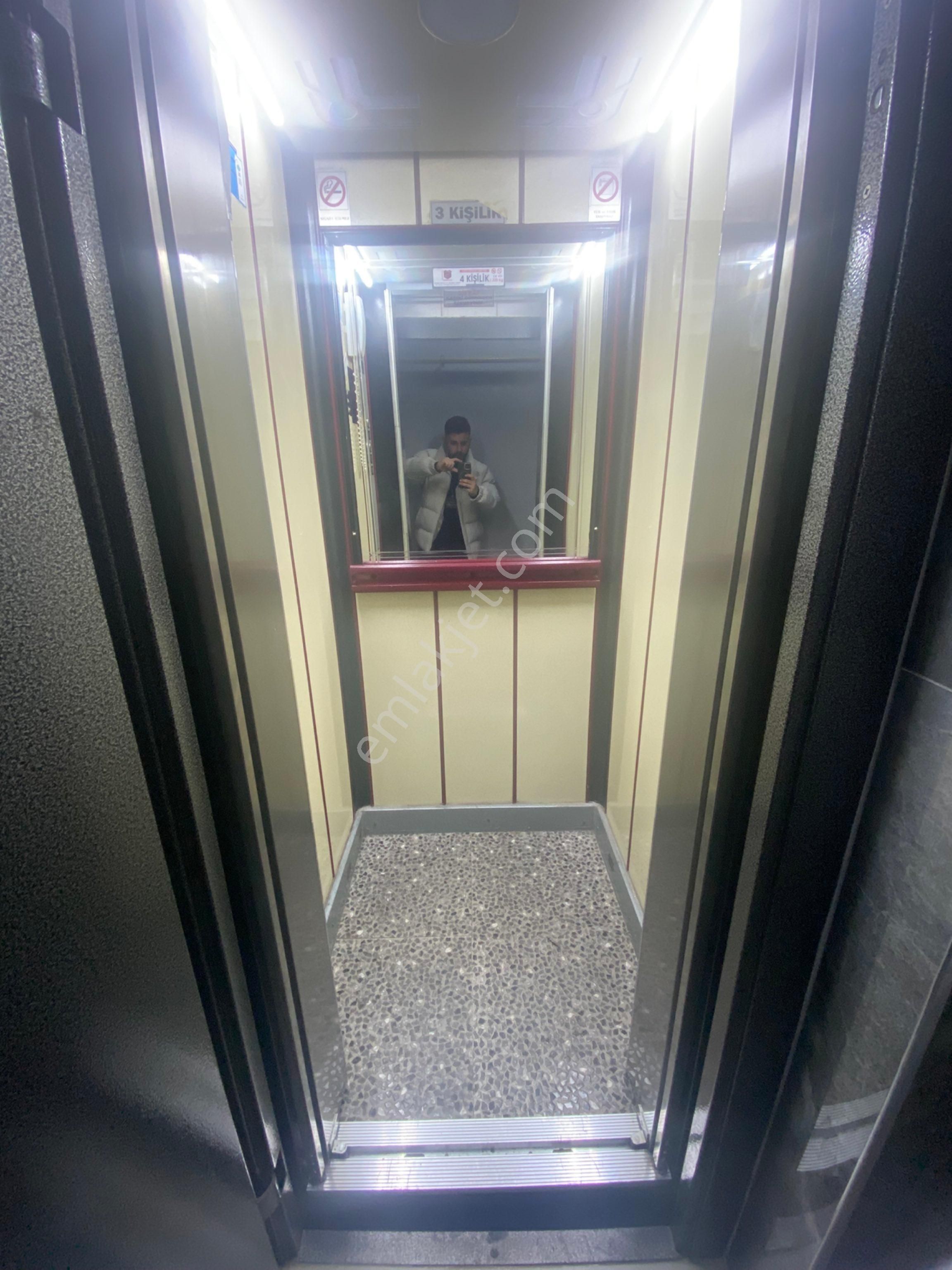 Furkan Emlaktan Fevziçakmak Mh. 2+1 4.kat 110m2 Asansörlü Çift Balkonlu Bulvara Cephe Fırsat Daire - Görsel 27