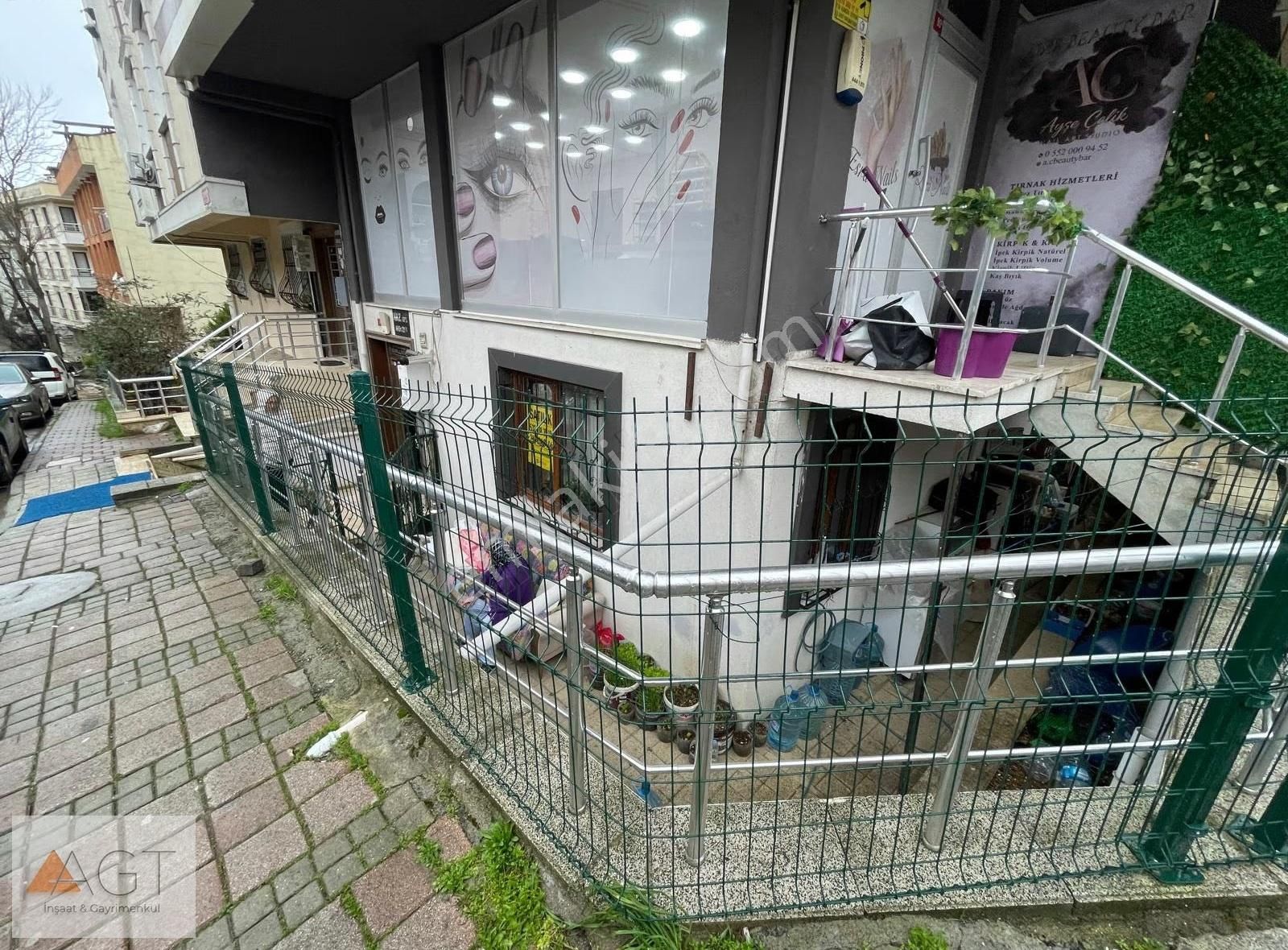 Agt'den Çekmeköy Merkez Mah 50m2 1+1 Boş Satılık Konut