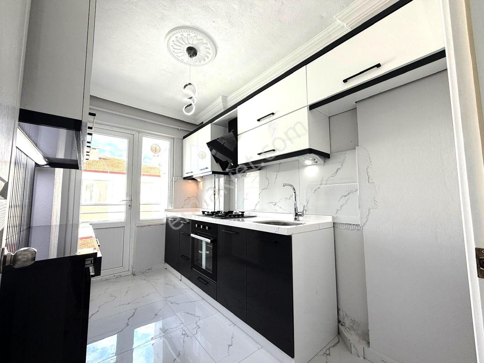 🏠blue Life Egen'den Gerçek İlan-akçay'da Ayrı Mutfaklı Ön Cephe İçi Komple Dizayn Edilen 3+1 Daire - Görsel 3