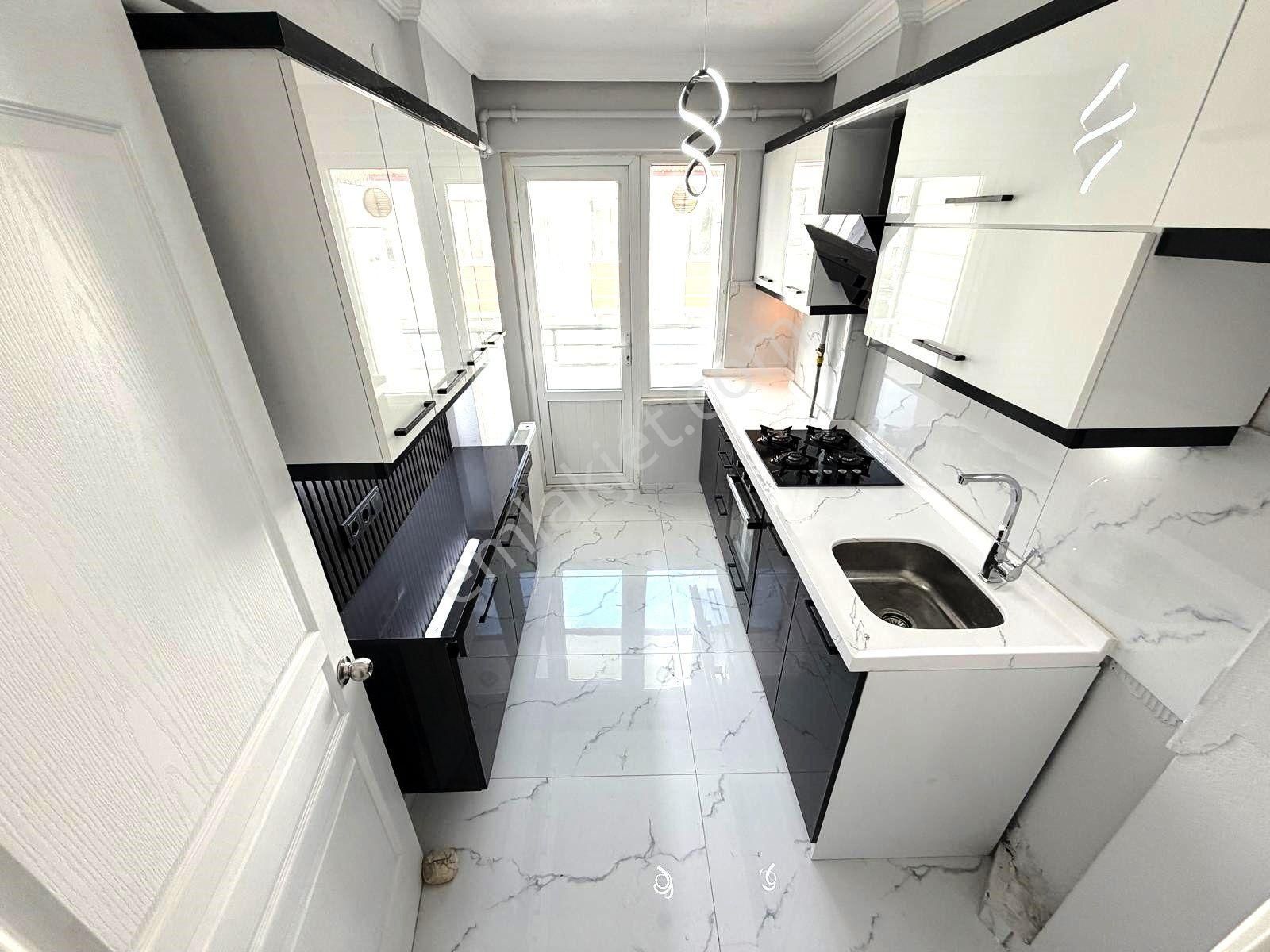 🏠blue Life Egen'den Gerçek İlan-akçay'da Ayrı Mutfaklı Ön Cephe İçi Komple Dizayn Edilen 3+1 Daire - Görsel 12