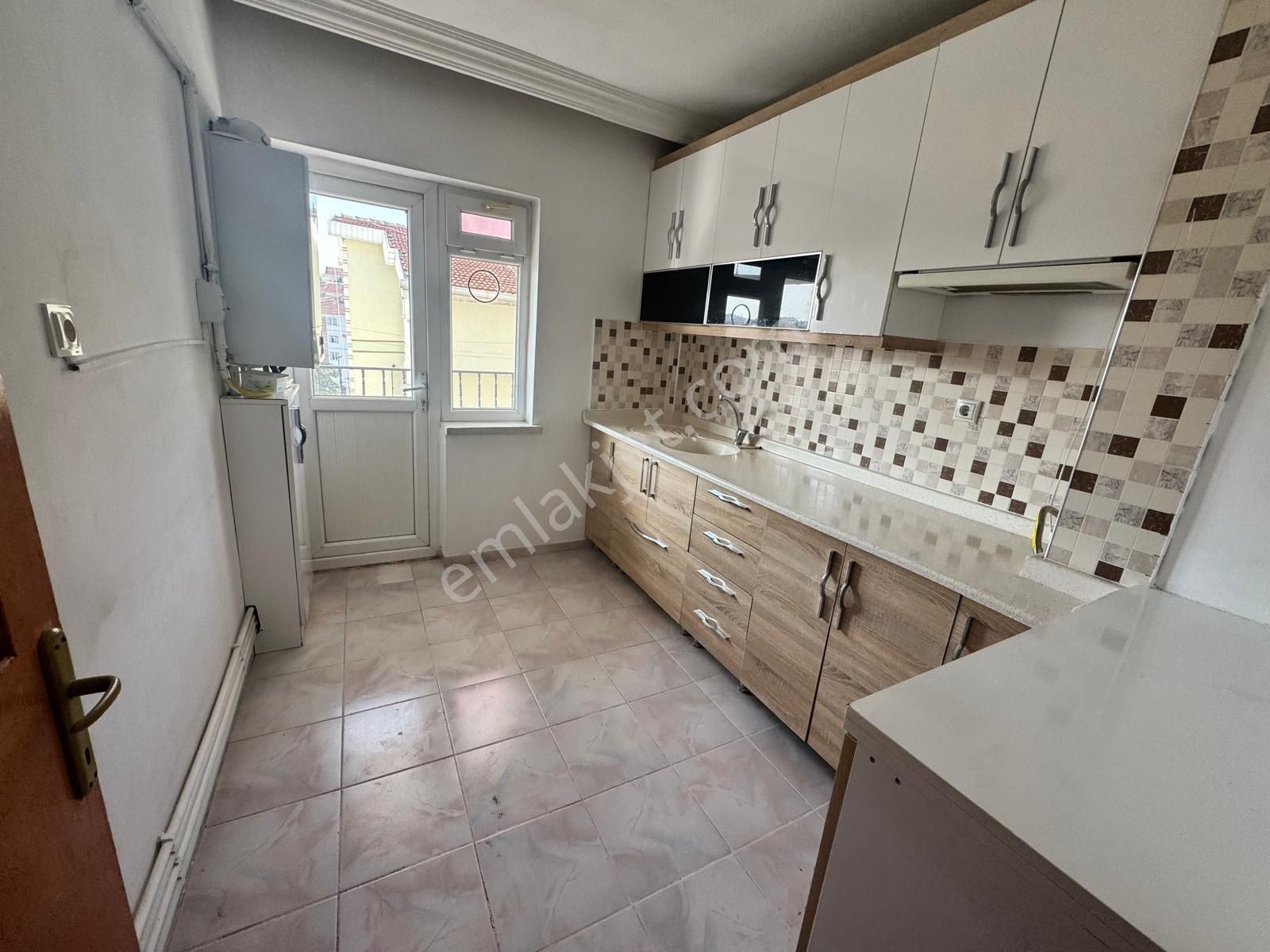 Hayal^den Andiçen Mh^de Ön Cp. Çift Balkonlu Ara Katta 3+1 Bağımsz Daire ! - Görsel 4