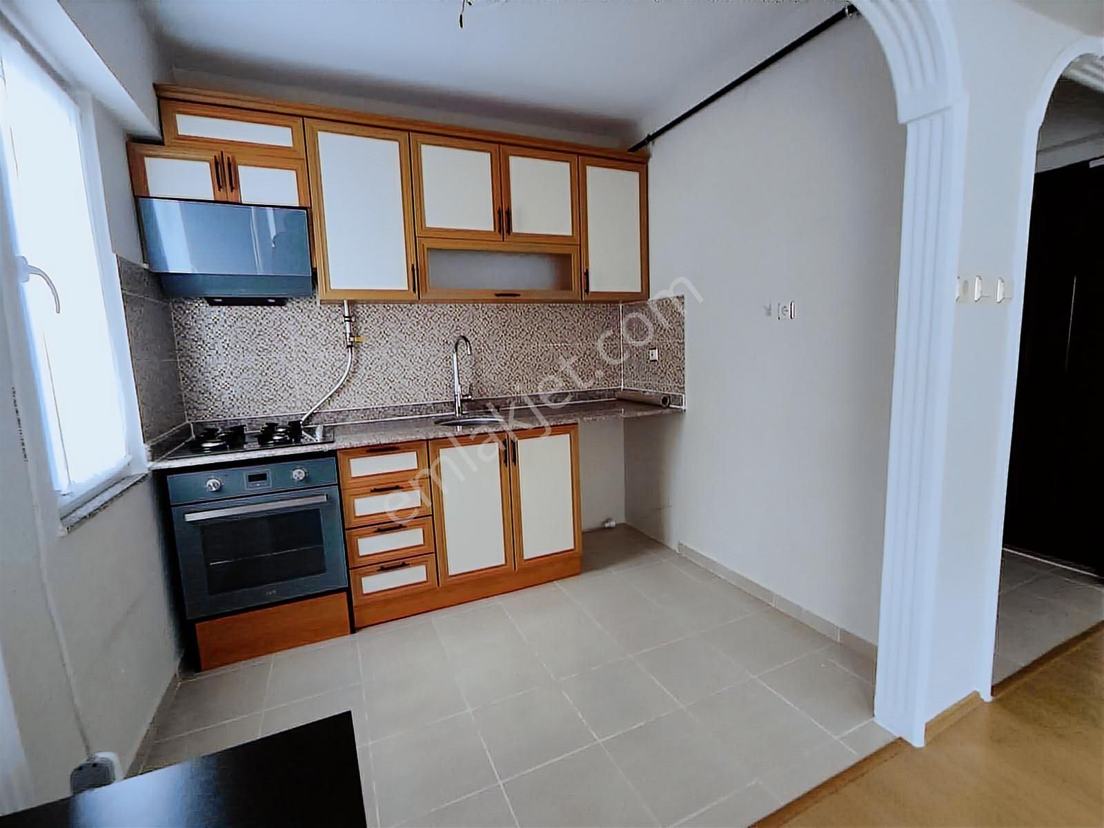 Yakamoz Emlak'tan Kumla'da Satılık Denize Sıfır Havuzlu2+1 Daire - Görsel 27