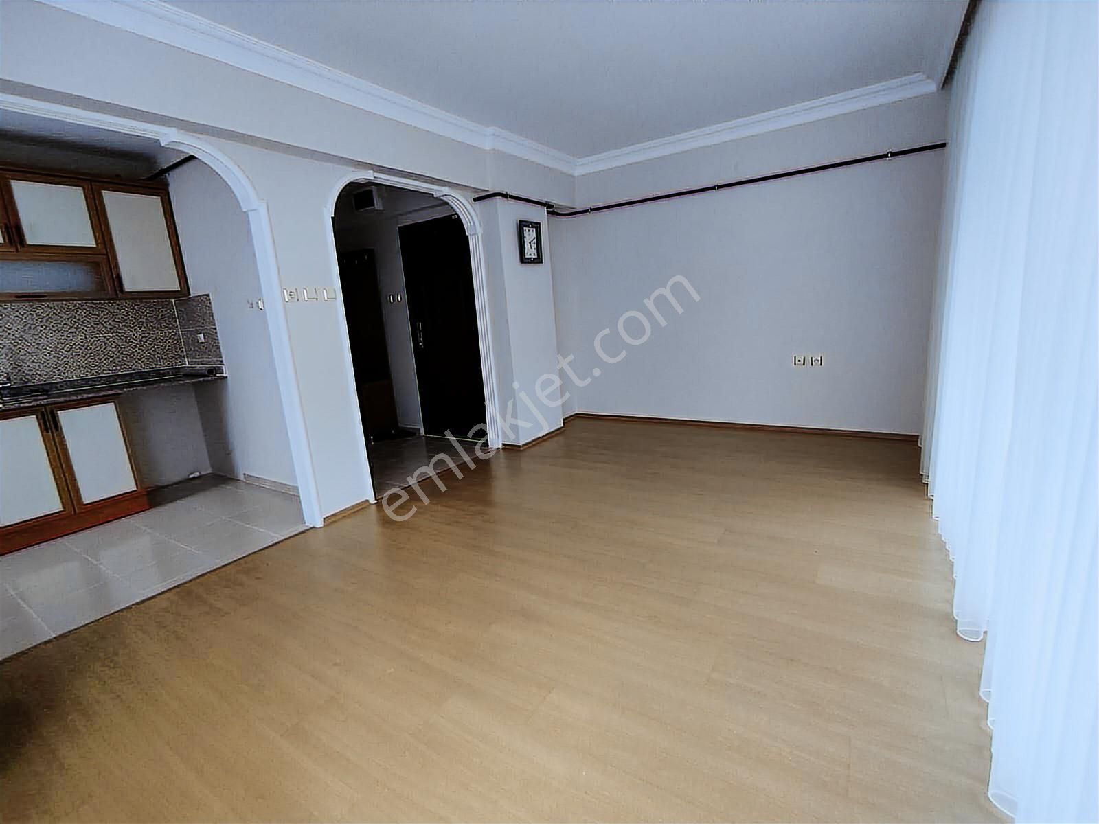 Yakamoz Emlak'tan Kumla'da Satılık Denize Sıfır Havuzlu2+1 Daire - Görsel 33