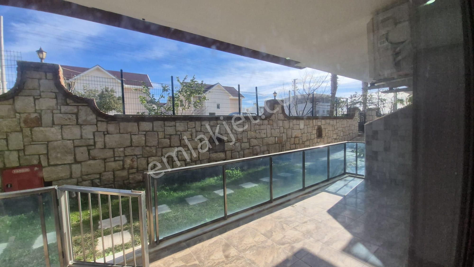 Denize 450 Mt Havuzlu Güvenlikli Satılık Daire - Görsel 11