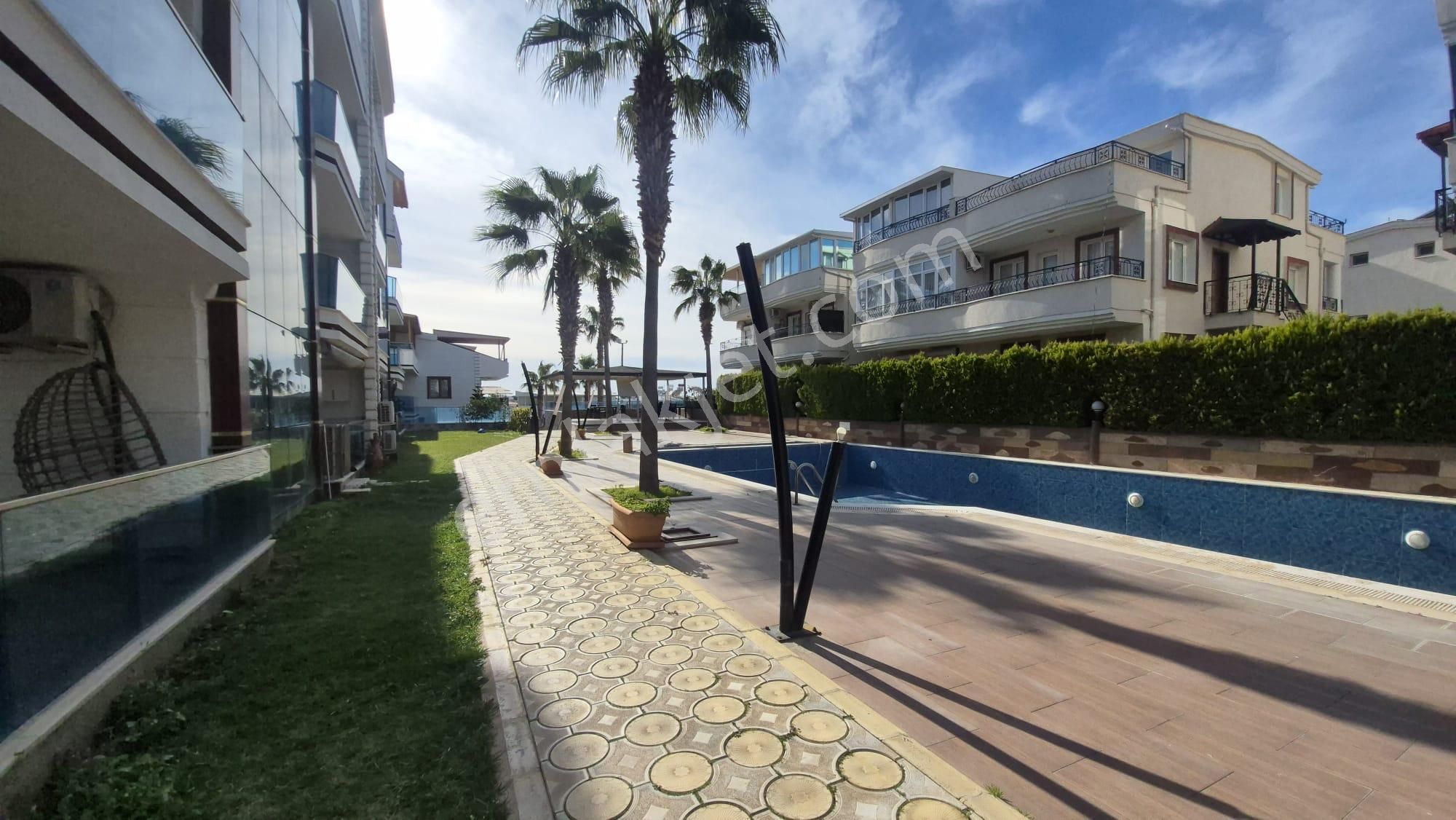 Denize 450 Mt Havuzlu Güvenlikli Satılık Daire