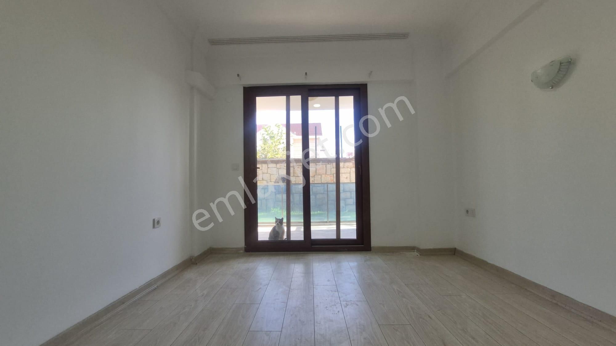 Denize 450 Mt Havuzlu Güvenlikli Satılık Daire - Görsel 12