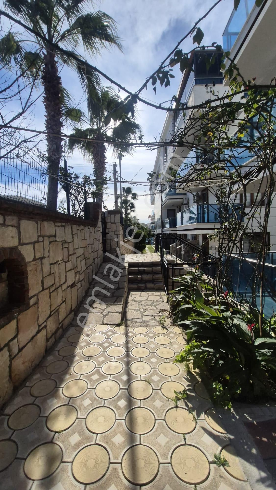 Denize 450 Mt Havuzlu Güvenlikli Satılık Daire - Görsel 5