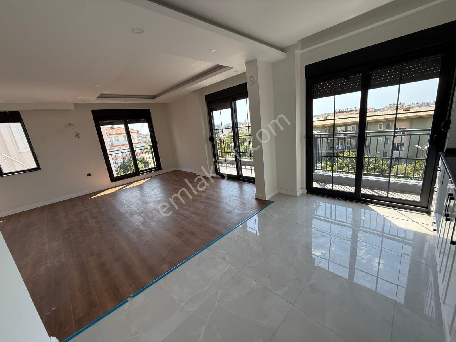 Ilıca Gömeçli'de 3+1 Satılık Deniz Manzaralı Dubleks Daire