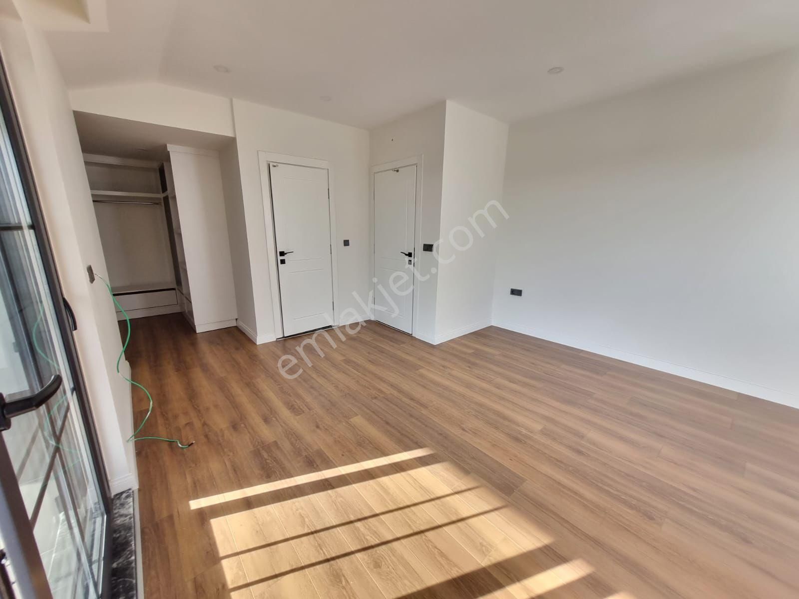 Ilıca Gömeçli'de 3+1 Satılık Deniz Manzaralı Dubleks Daire - Görsel 31