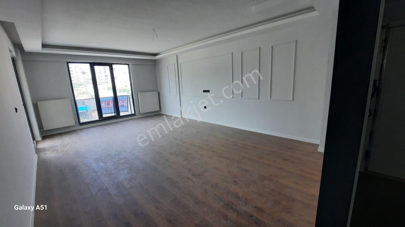 Mavi Atlas'tan(life Towors) Sitesinde Satılık Lüks 3+1 Daire - Görsel 2