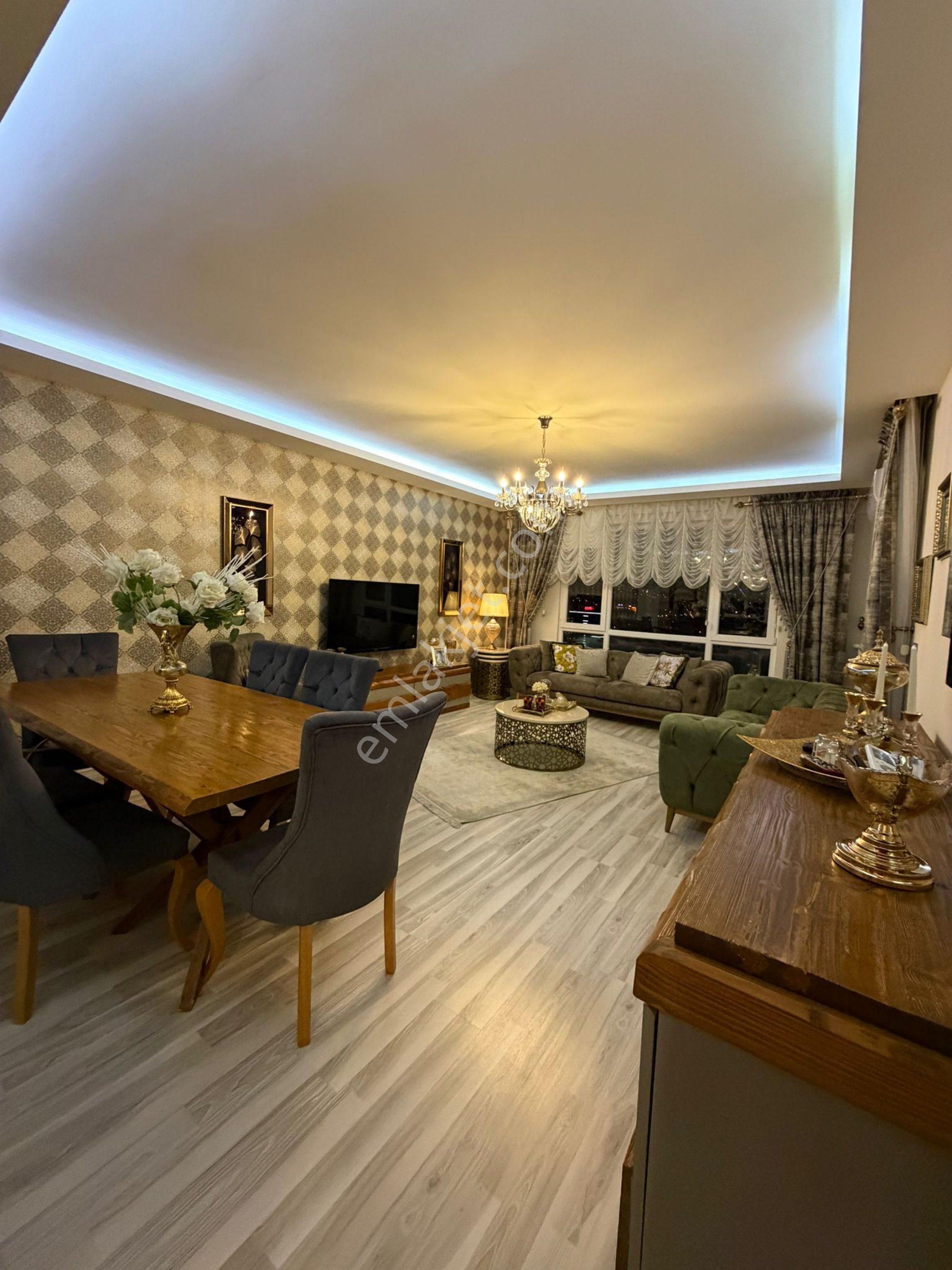 Furkan Emlaktan Duruşehir Mah. 3+1 155m2 16.kat Arakat Site İçerisinde Satılık Lüx Fırsat Daire - Görsel 3