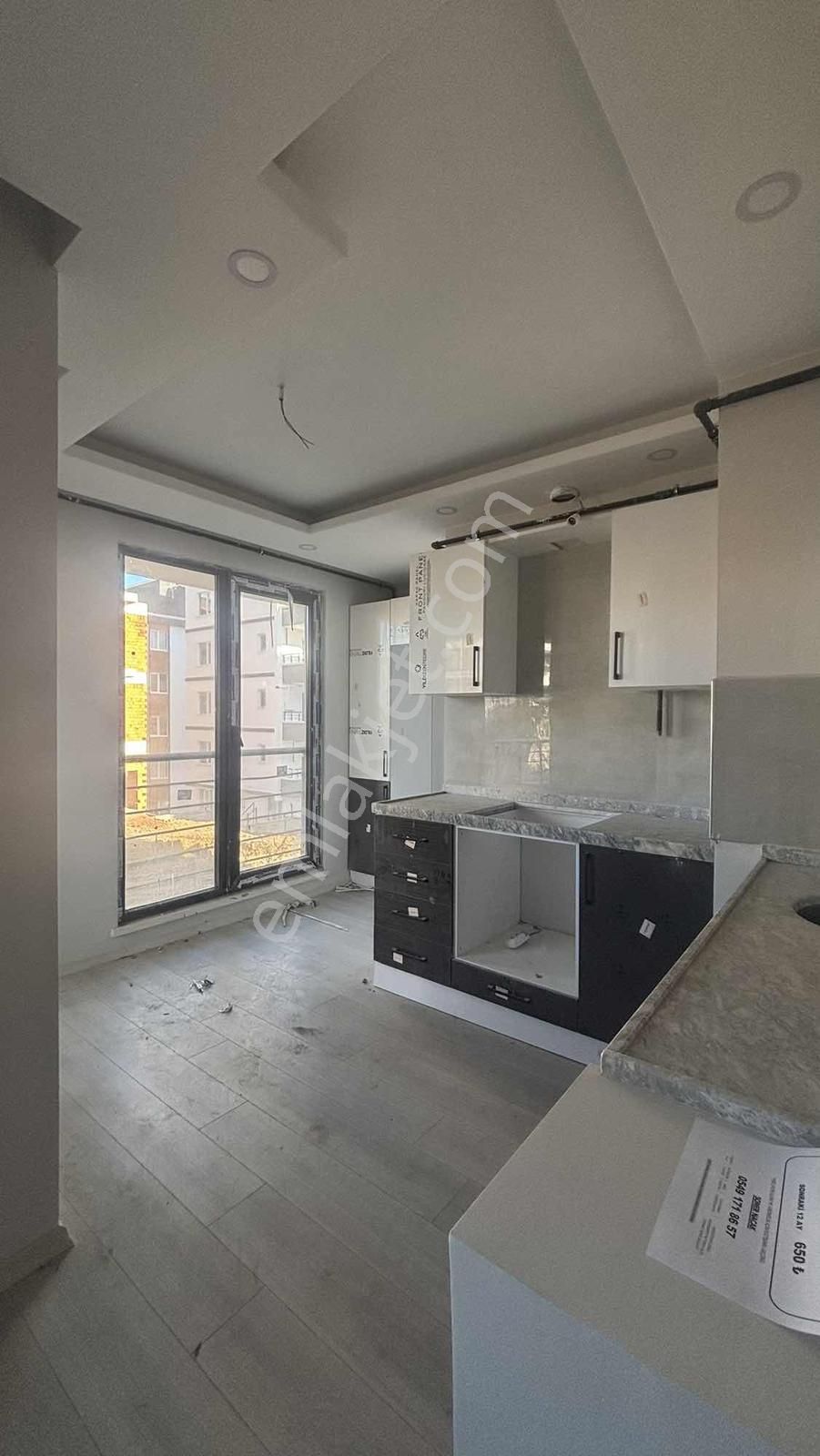 Atakum Körfez De 1+1 Sıfır Daire - Görsel 9