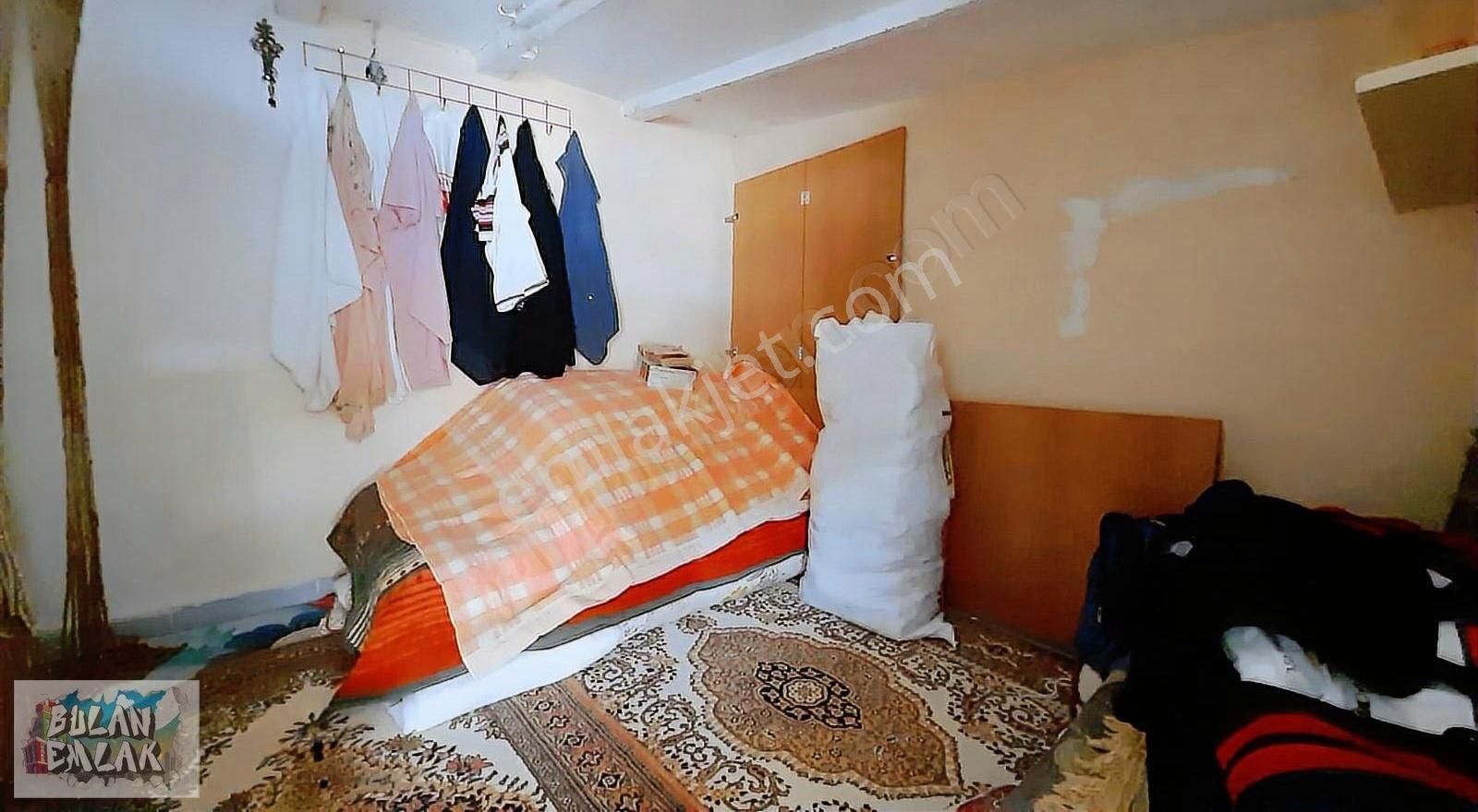 Bulan'dan Ortaköy Merkezde Teraslı Eşyalı 1+1 Çatı Katı Daire - Görsel 18