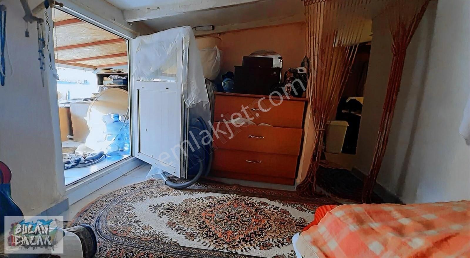 Bulan'dan Ortaköy Merkezde Teraslı Eşyalı 1+1 Çatı Katı Daire - Görsel 25