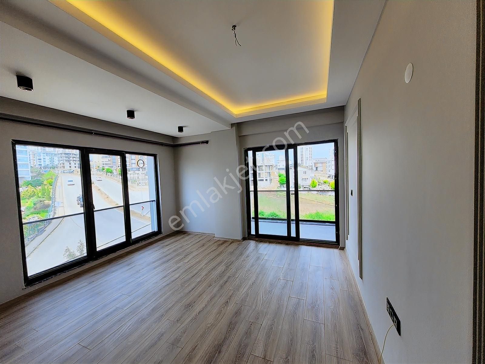 Mavi Atlas'tan Modern Mimari Satılık Deniz Manzara Lüks 1+1 Dair - Görsel 32