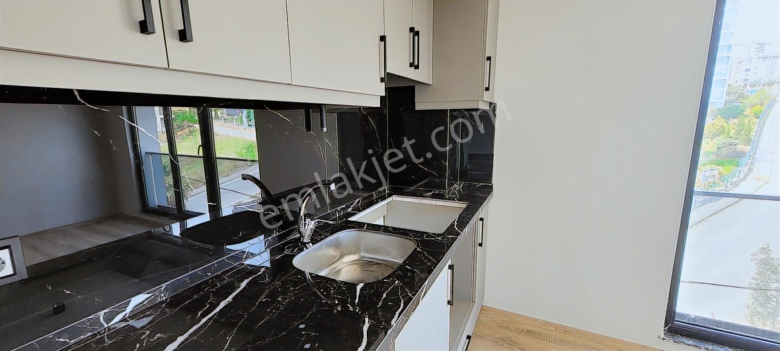 Mavi Atlas'tan Modern Mimari Satılık Deniz Manzara Lüks 1+1 Dair - Görsel 29