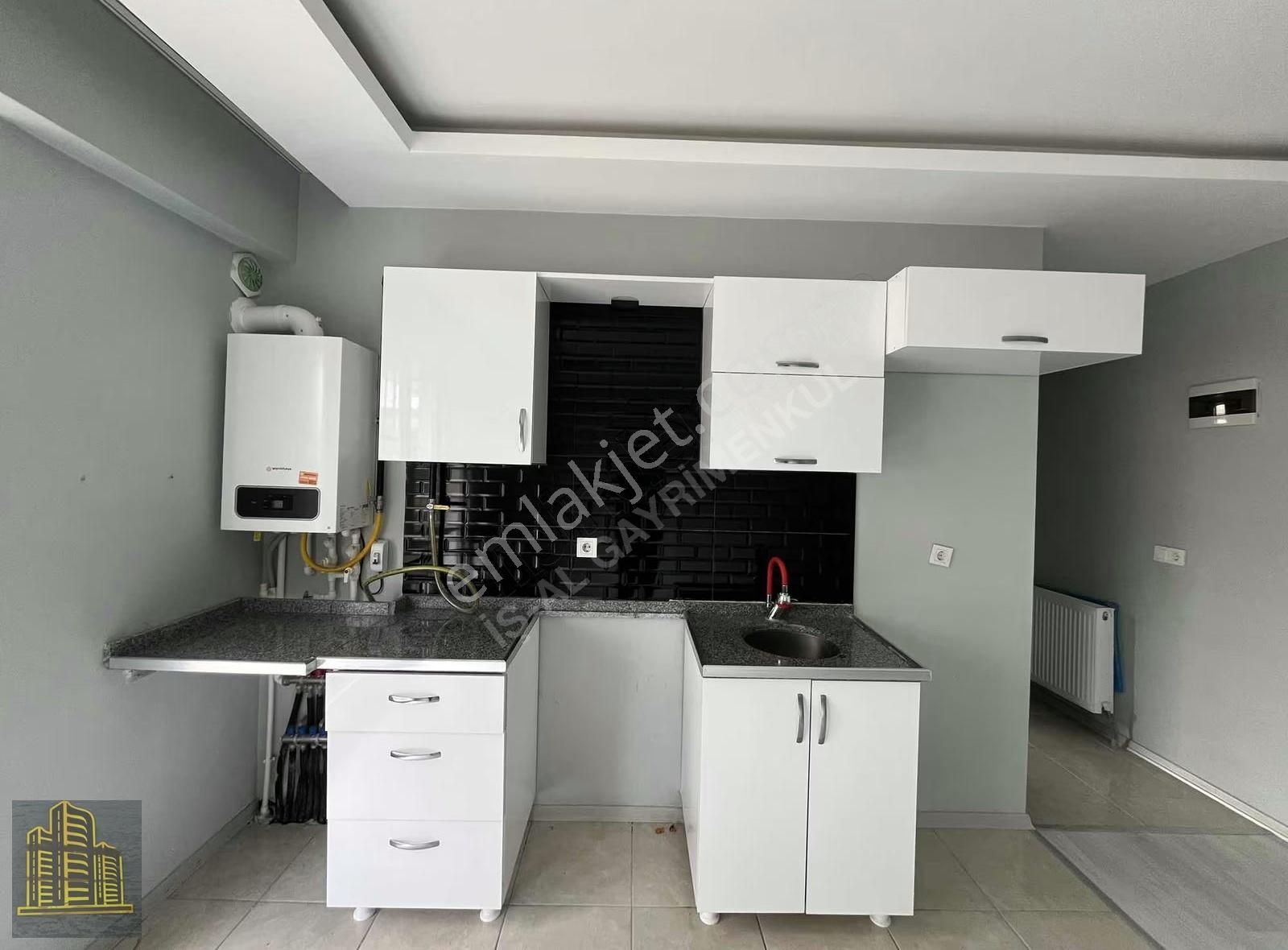 İş-al Gayrimenkulden Merkez Lokasyonda Lüks 1+1 - Görsel 2