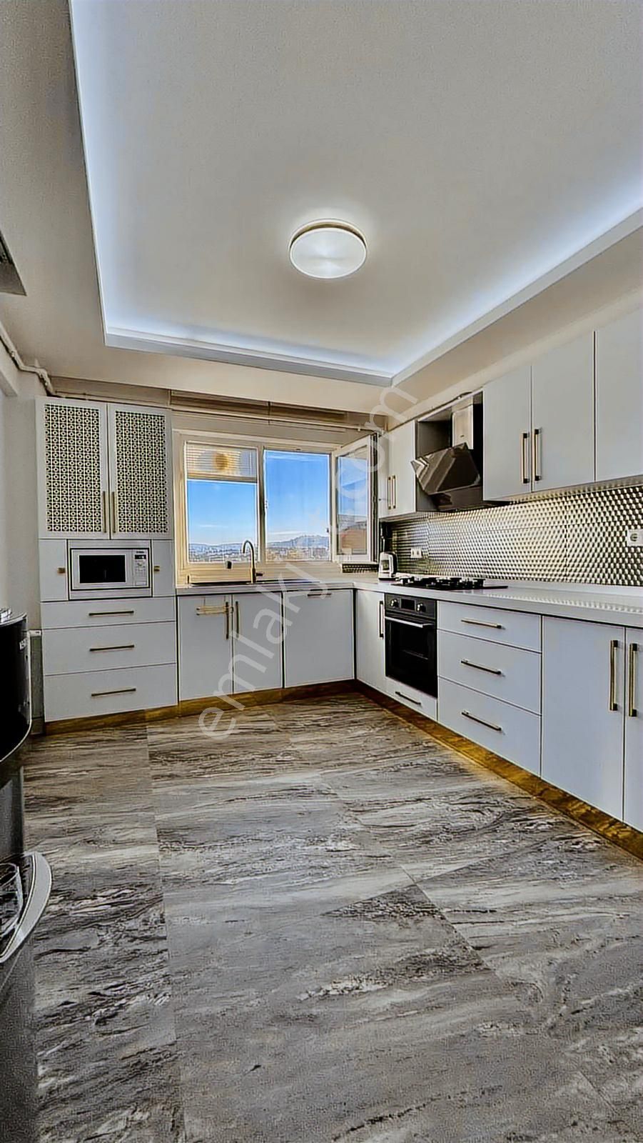 Lüks Sitede Deniz Ve Şehir Manzaralı 180 M2 Geniş Daire - Görsel 12