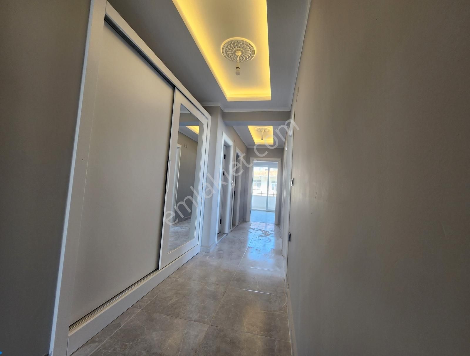 Mavi Atlas'tan Karasamsun'da Satılık Önü Açık İskanlı 3+1 Daire - Görsel 18