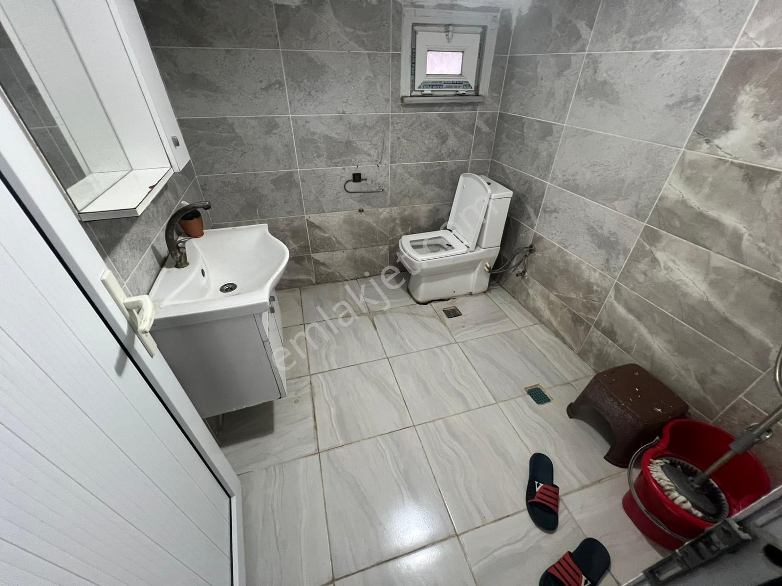 Aydın İnş Cebeci Mah 2+1 60m2 Çatı Kat Ulaşıma Yakın Amerika Mutfak - Görsel 6