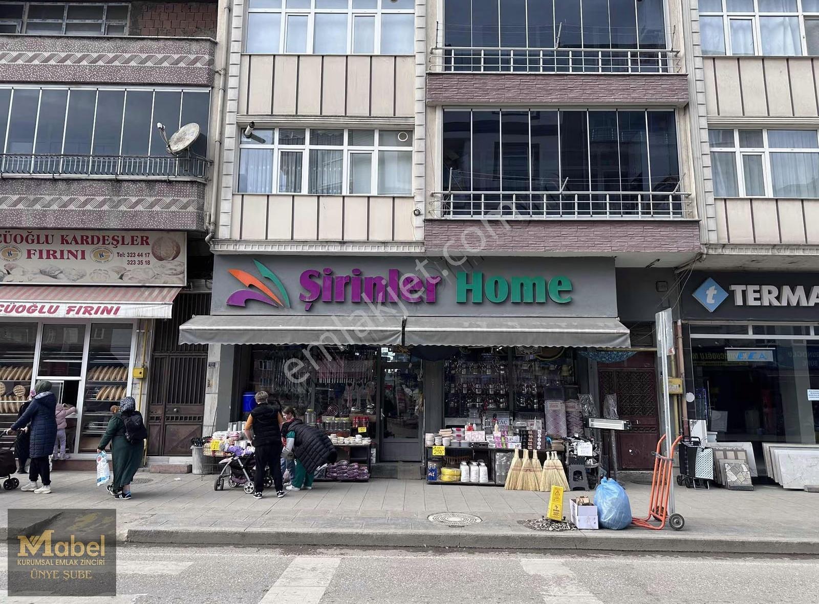 Mabel'den Niksar Caddesi Üzeri 180m2 Satılık Dükkan