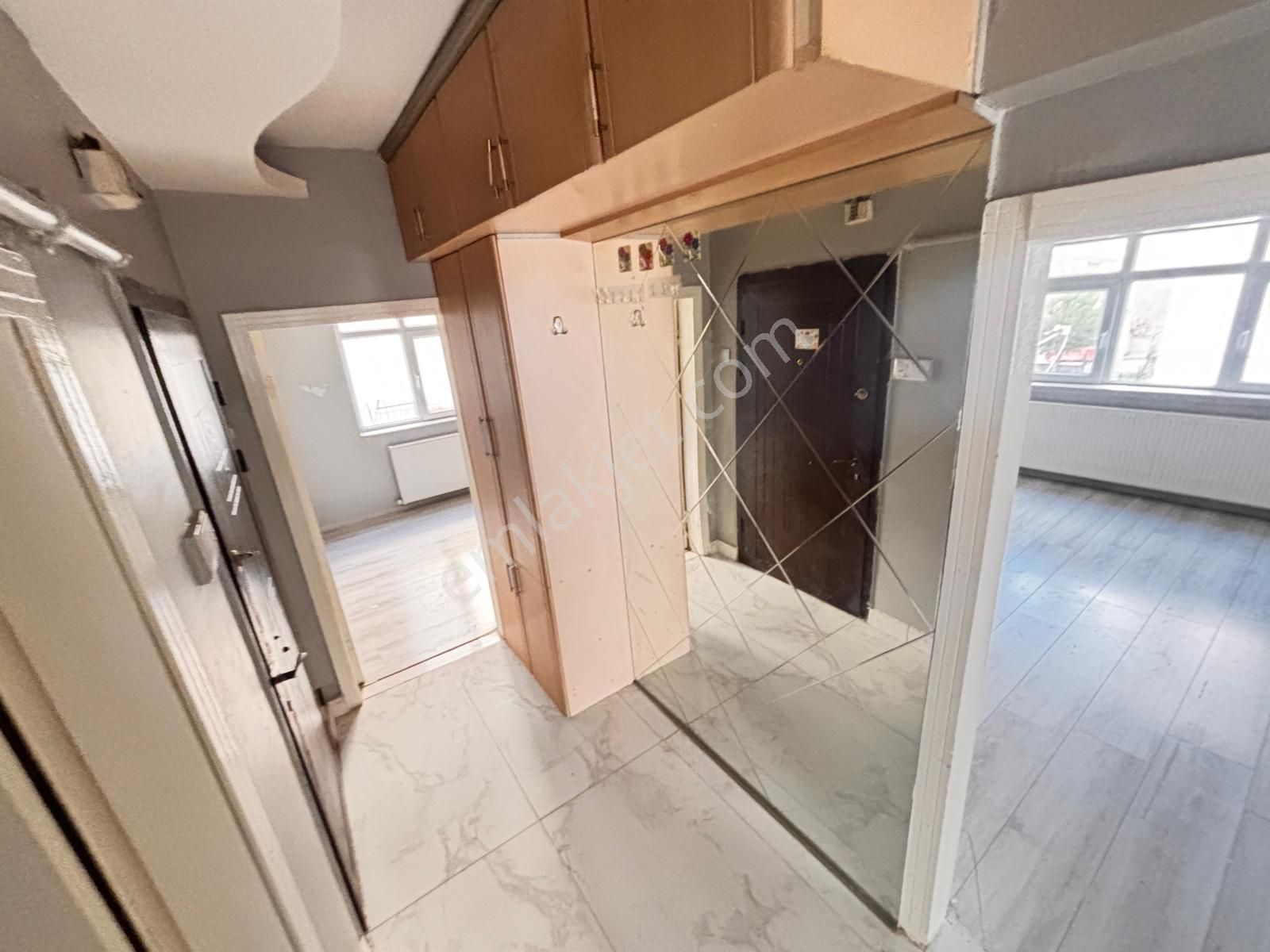 Yılmaz Gayrimenkul'den Pınarbaşı Mah 3+1 1. Ara Katta 2879 Pazarlıklı Ultra Lüxyapılı 130m2 Daire - Görsel 10