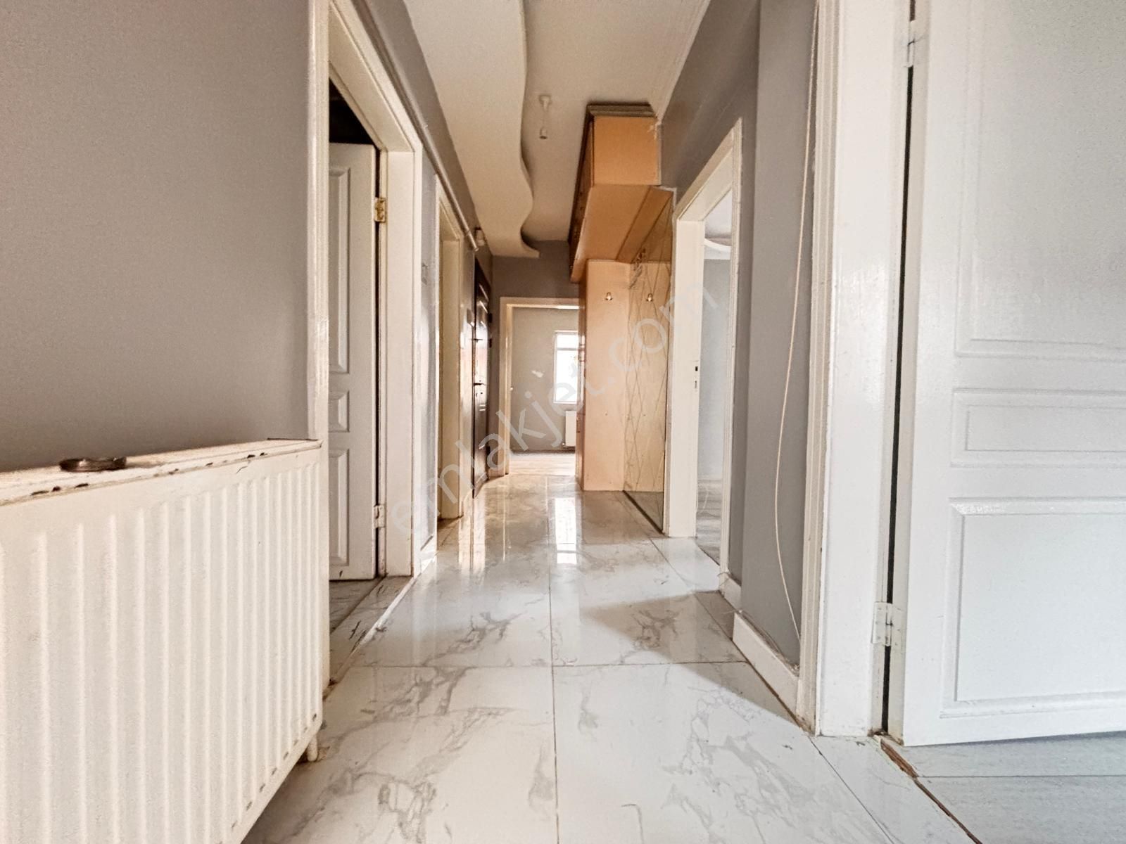 Yılmaz Gayrimenkul'den Pınarbaşı Mah 3+1 1. Ara Katta 2879 Pazarlıklı Ultra Lüxyapılı 130m2 Daire - Görsel 13