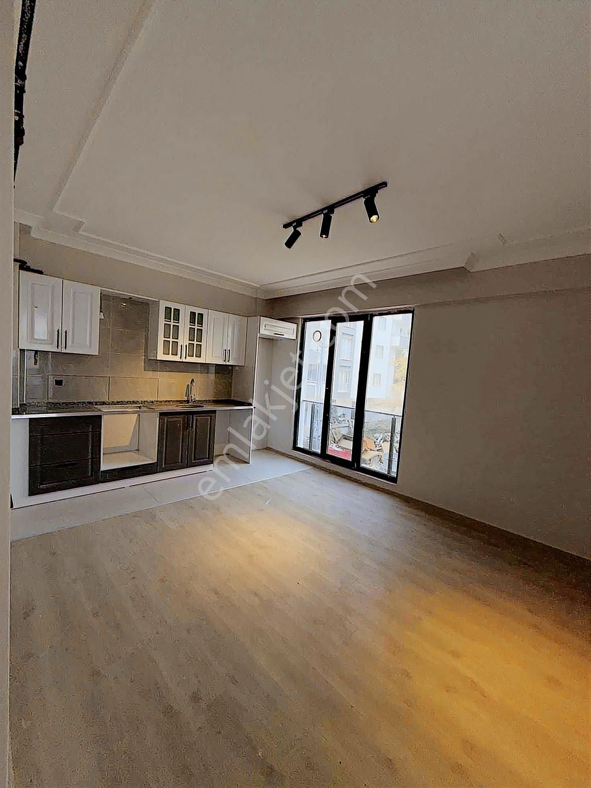 Tramvaya Sahile Yürüme Mesafesinde Lüks 1+1 Daire - Görsel 7